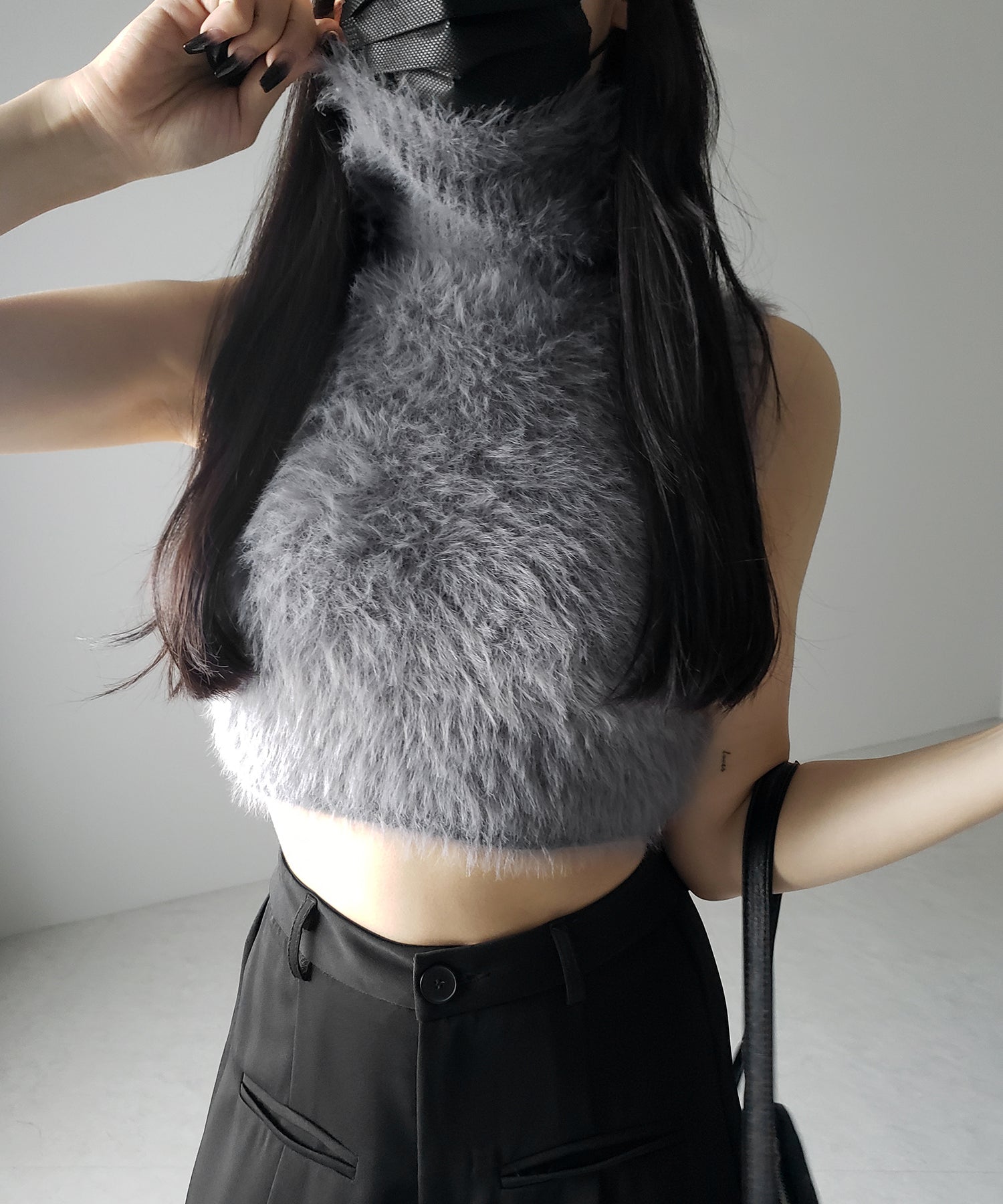 【 3color 】タートルネックショートシャギーノースリニットトップス / turtleneck short shaggy nosleeve knit tops