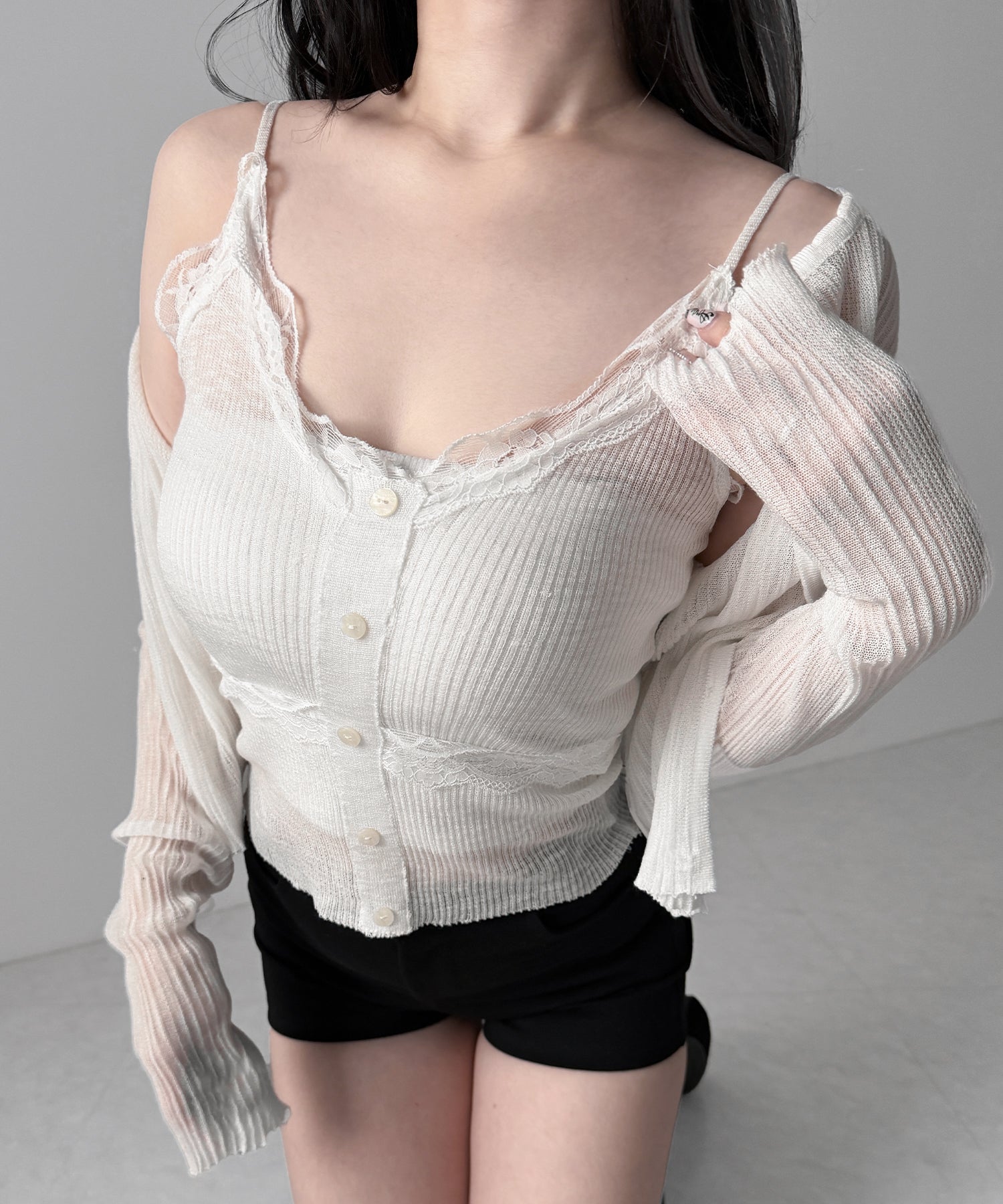 【 2点セット 】フロントレースシアーニットキャミソール +カーディガン SET / front lace sheer knit camisole + cardigan set