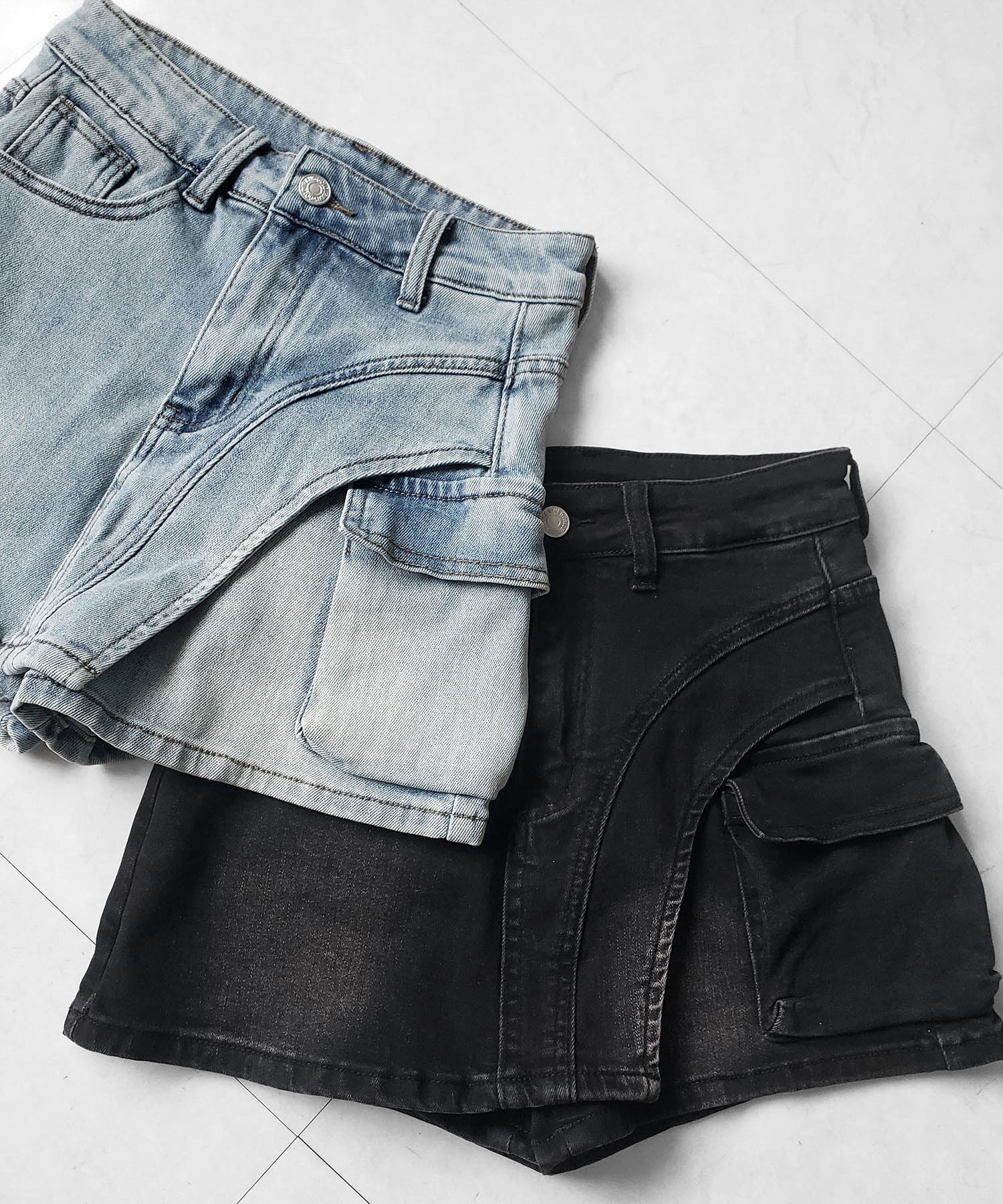 カーゴポケットレイヤードデニムミニスカパン / cargo pocket layered denim mini skirt pants