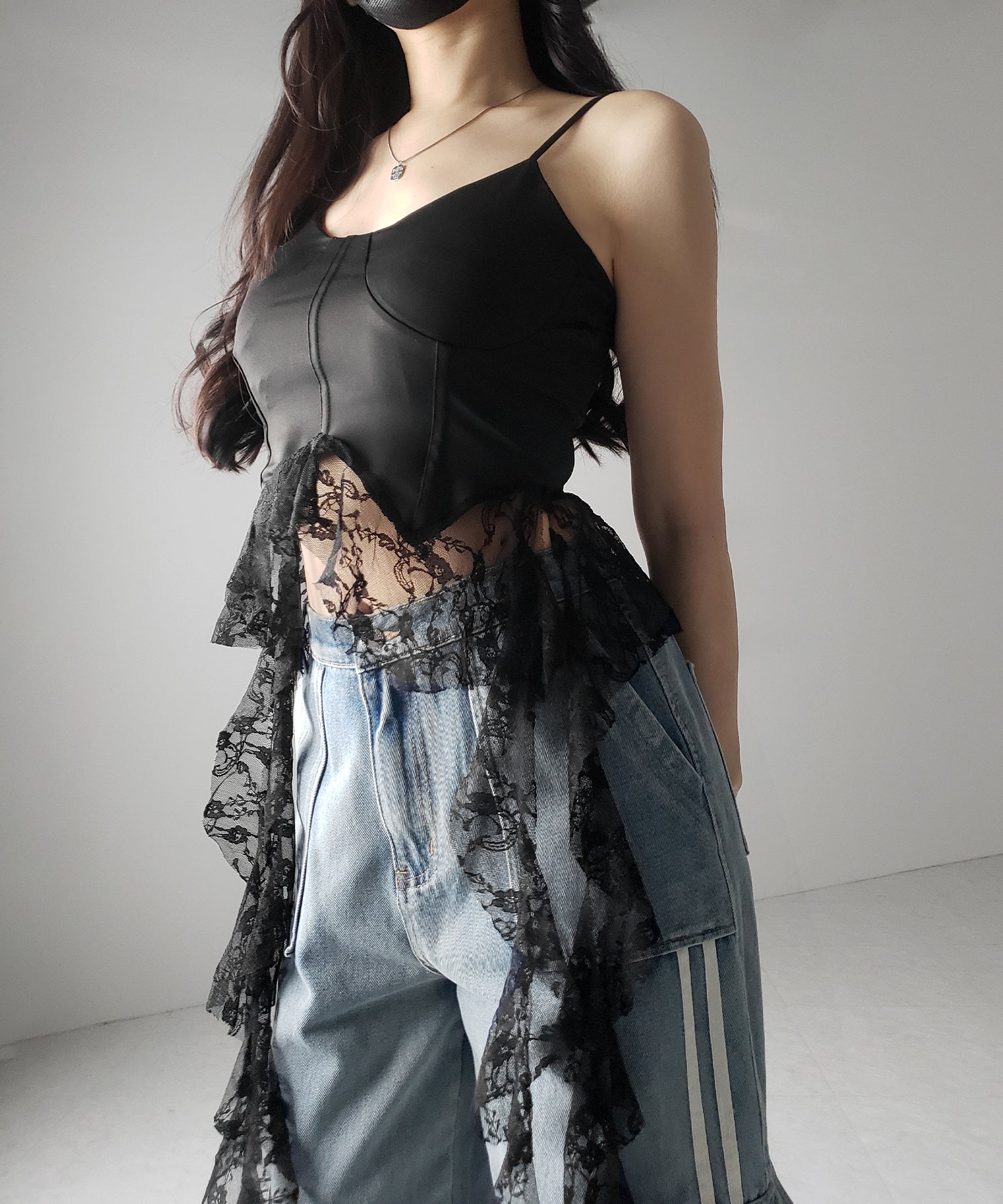 【 2color 】レースフリルレイヤードビスチェキャミソール / lace frill layered bustier camisole