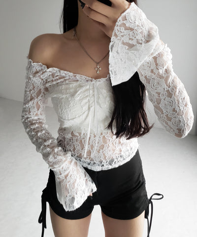 【2WAY 】フロントリボンオフショルスリムレーストップス / front ribbon off-shoulder slim lace tops