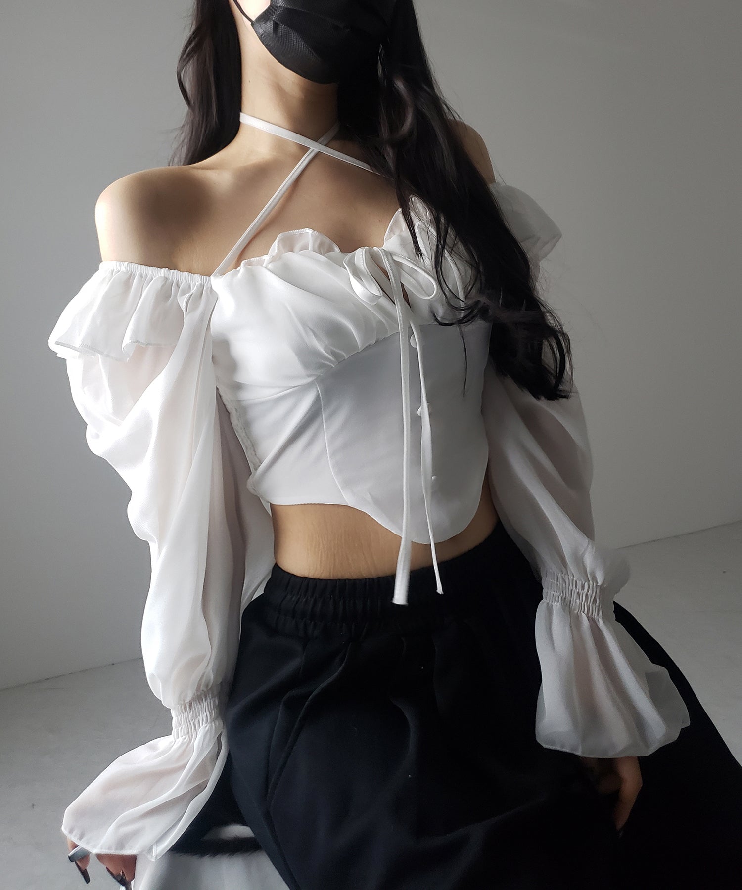 【 2WAY 】フロントリボンクロスネックオフショルシフォンブラウス / front ribbon cross neck off-shoulder chiffon blouse