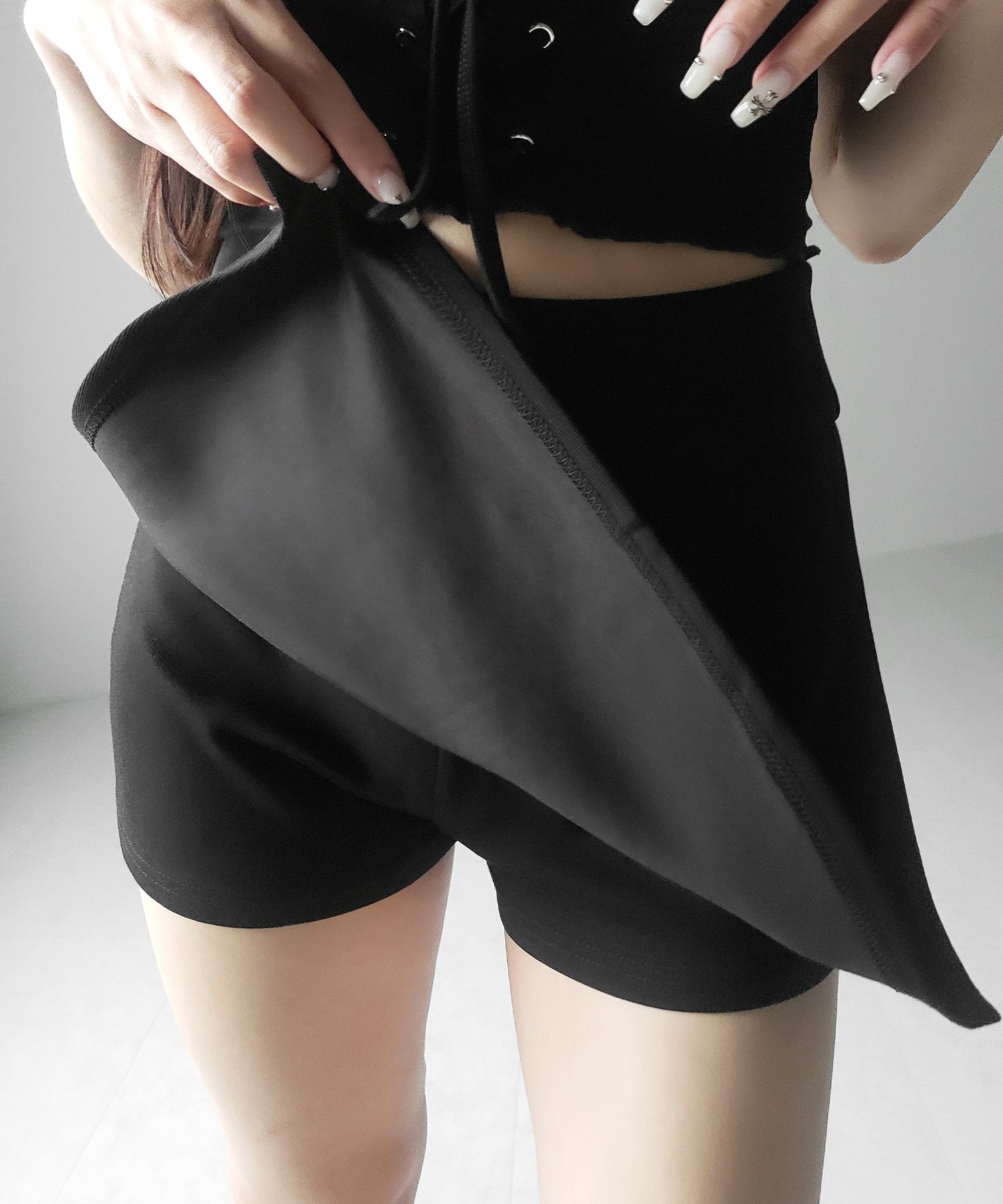 【 2color / 3size 】サイドスリットレイヤードスウェットミニスカパン / side slit layered sweat mini skirt pants