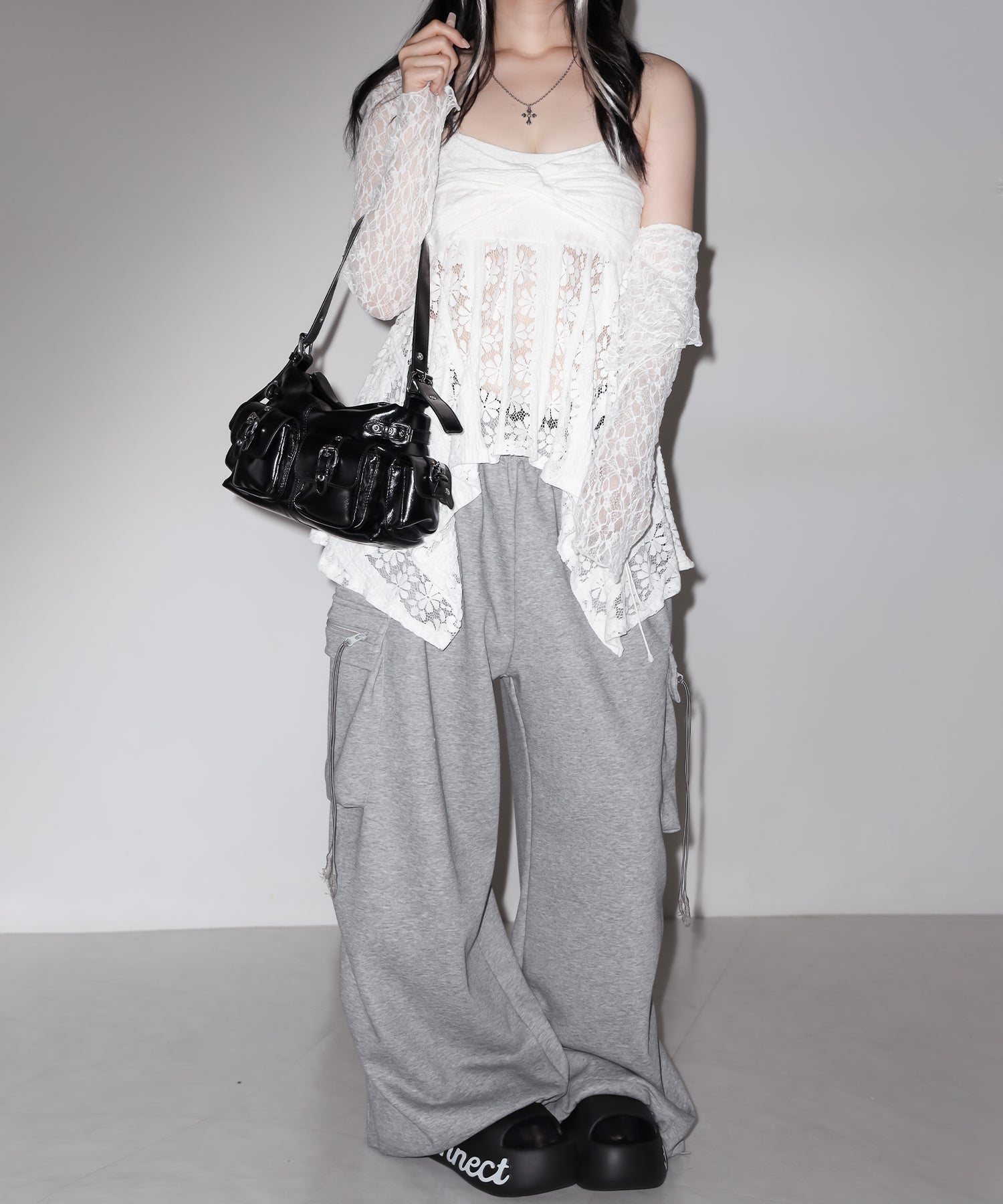 【ショルダーにできる2WAY】4バックルポケットワンハンドルショルダーバッグ/4 buckle pocket one handle shoulder bag