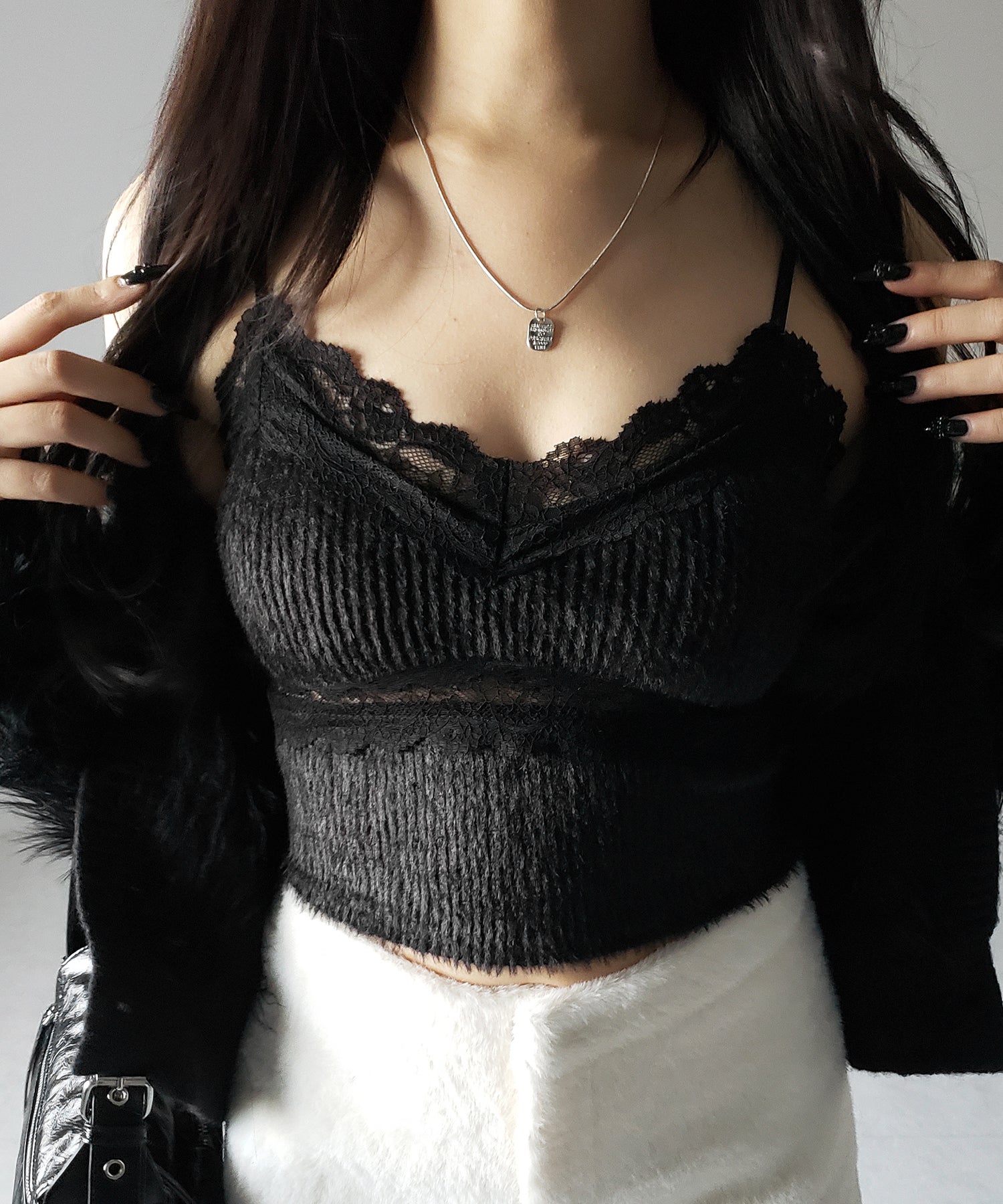 【 カップ付き 】ダブルレースシャギーファーショートビスチェキャミソール / double lace shaggy fur short bustier camisole