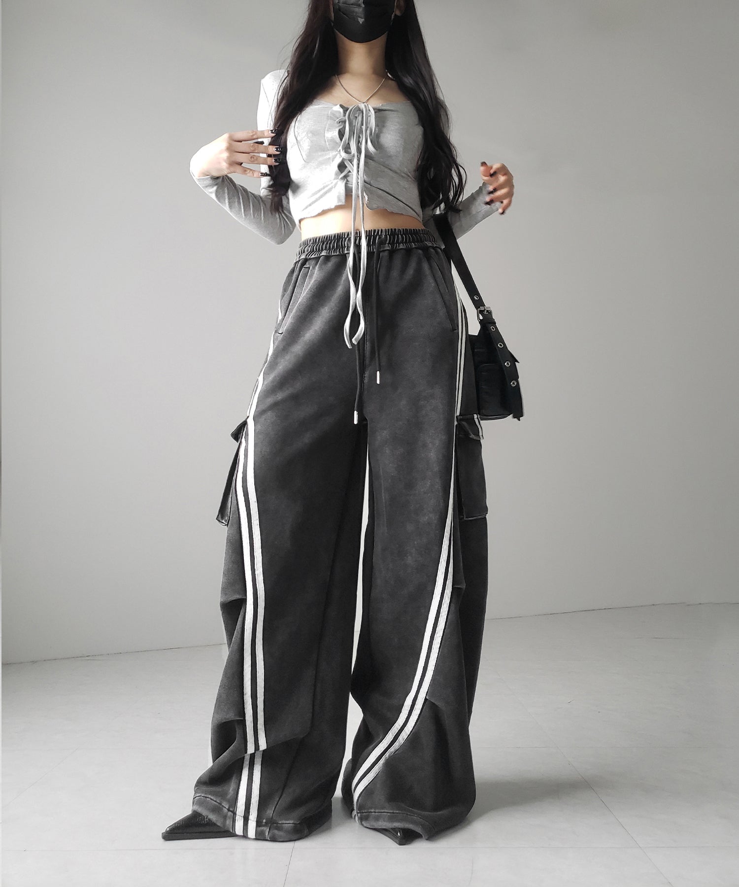 【 3color 】レースアップフロントリボンショートスリムトップス / lace up front ribbon short slim tops