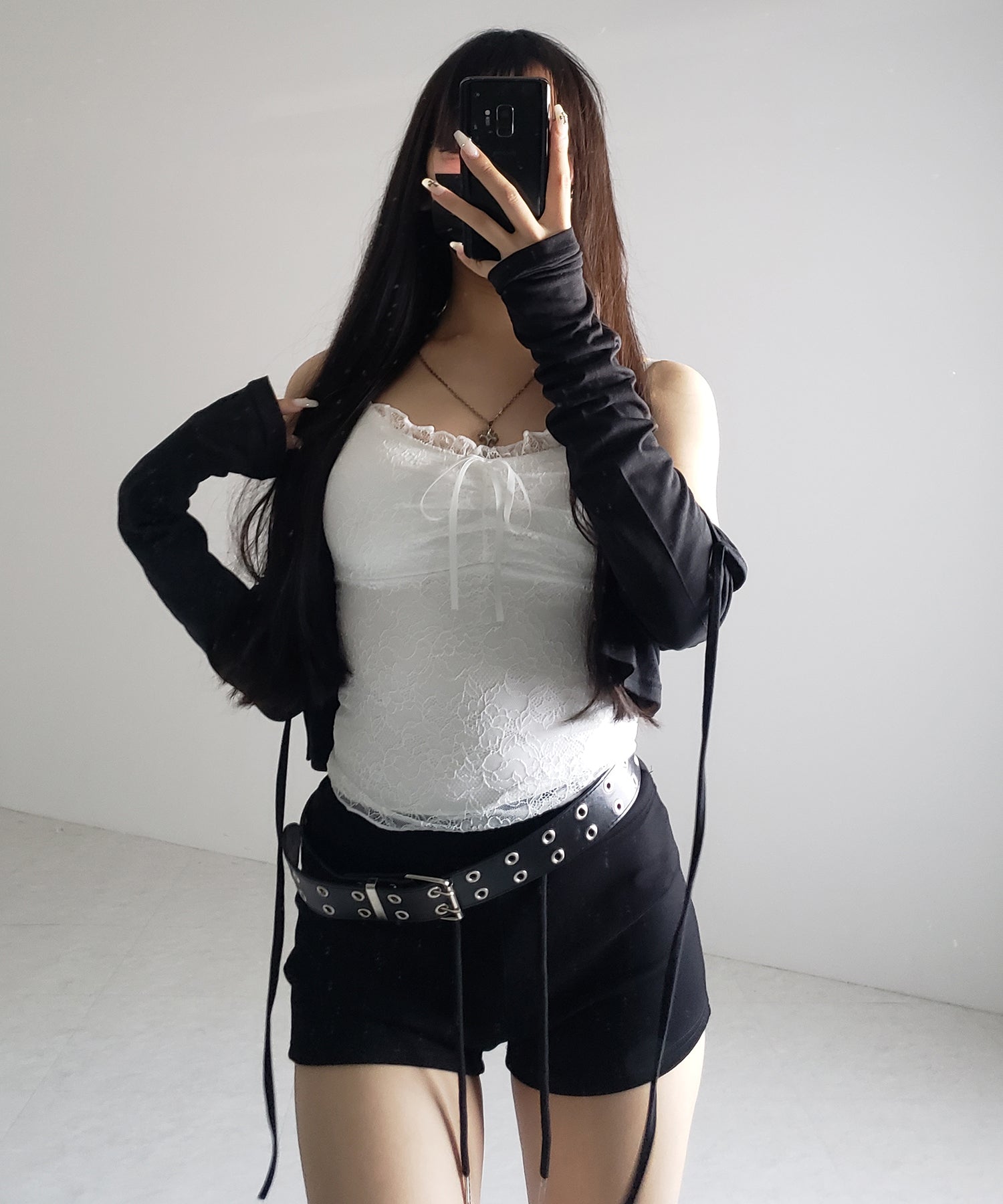 【 2color 】フロントリボンレースレイヤードキャミソール / front ribbon lace layered camisole