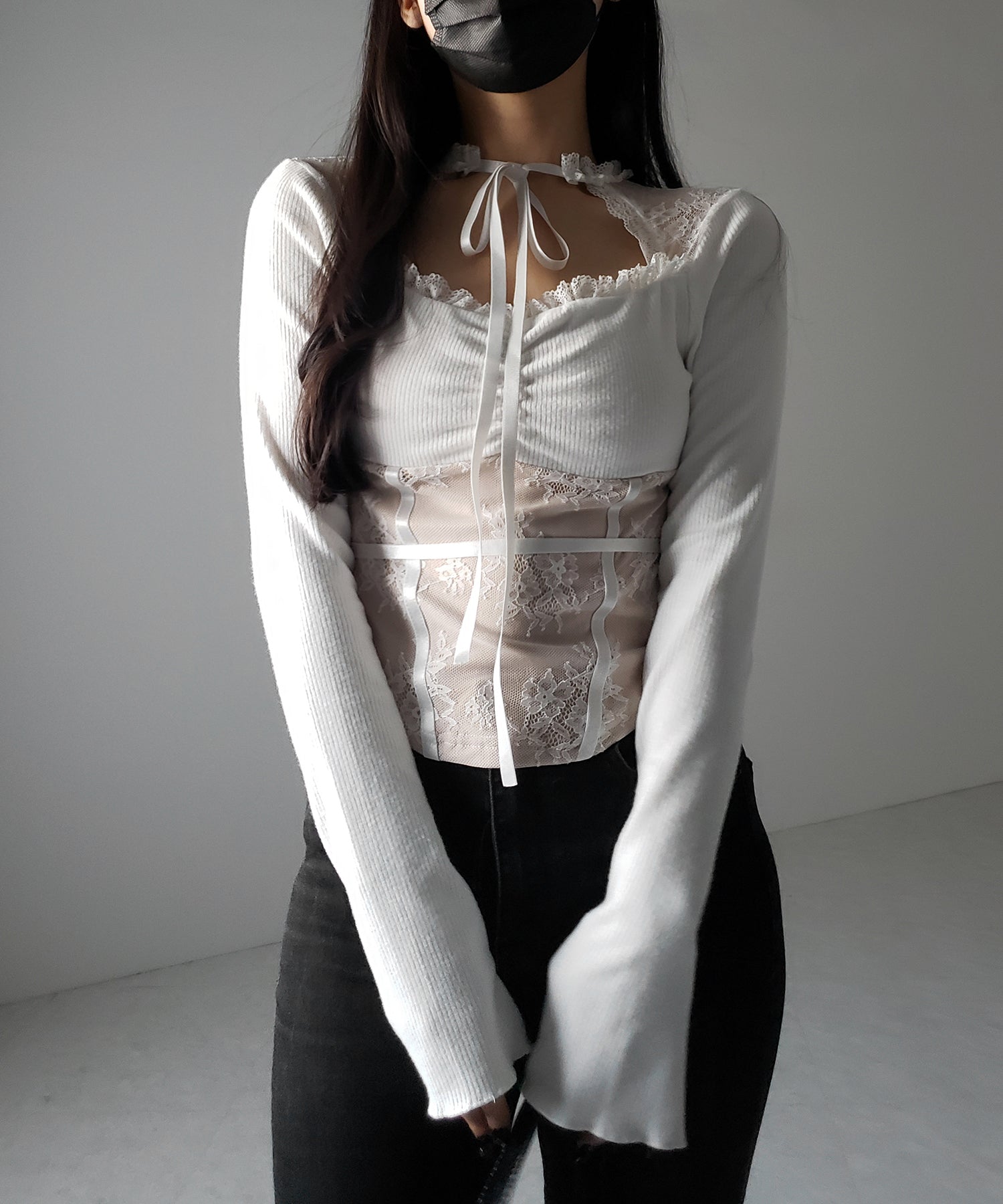 【 2color 】チョーカーネックリボンレーシーカットソートップス / choker neck ribbon lacy cutsaw tops