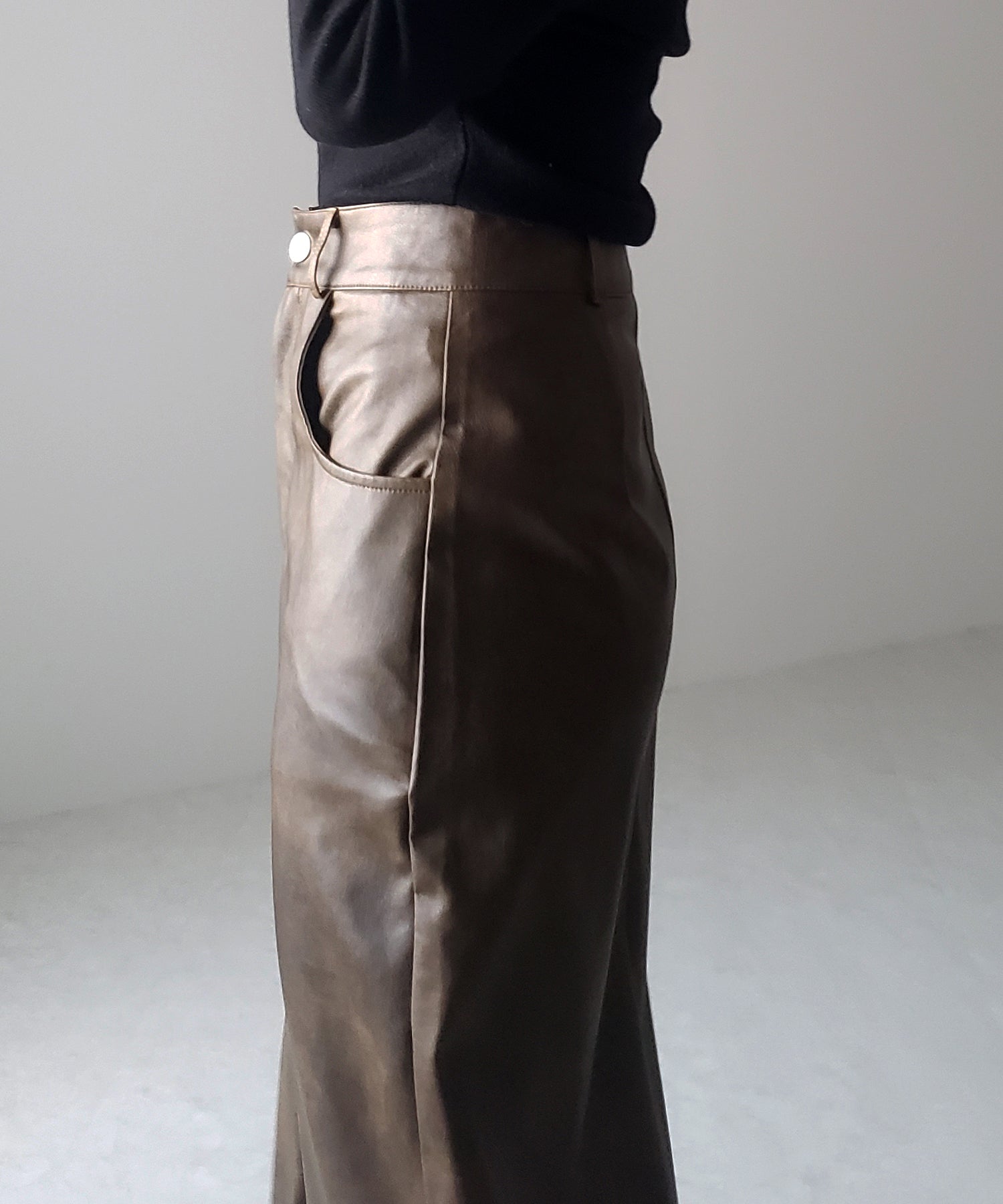 【 3color / 3size 】フロントスリットヴィンテージフェイクレザースカート
