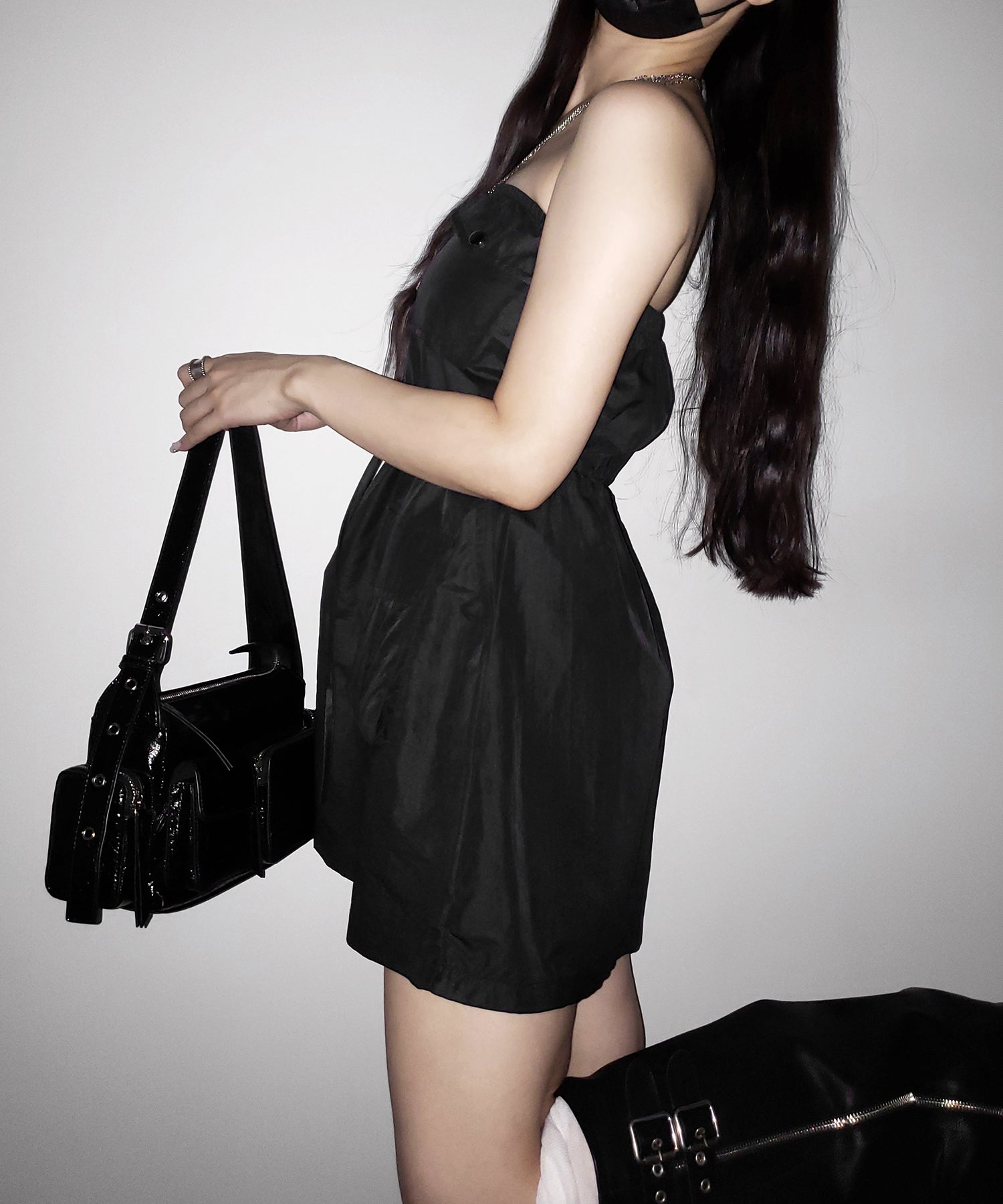 【 2color 】アウトポケットナイロンカーゴミニワンピ /out pocket nylon cargo mini onepiece