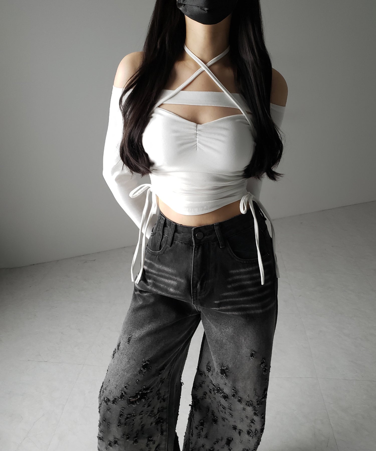 【 新色ピンク追加! / 2WAY 】クロスストラップリボンカットアウトオフショルトップス / cross strap ribbon cutout offshoulder tops