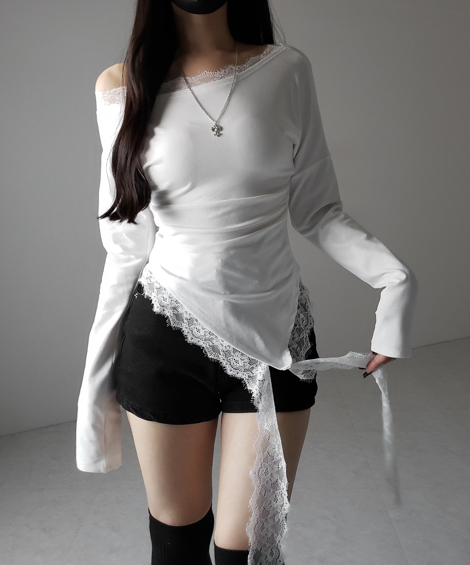 【 2color 】ワンショルダーレースドッキングアシンメトリートップス / one shoulder lace docking asymmetry tops