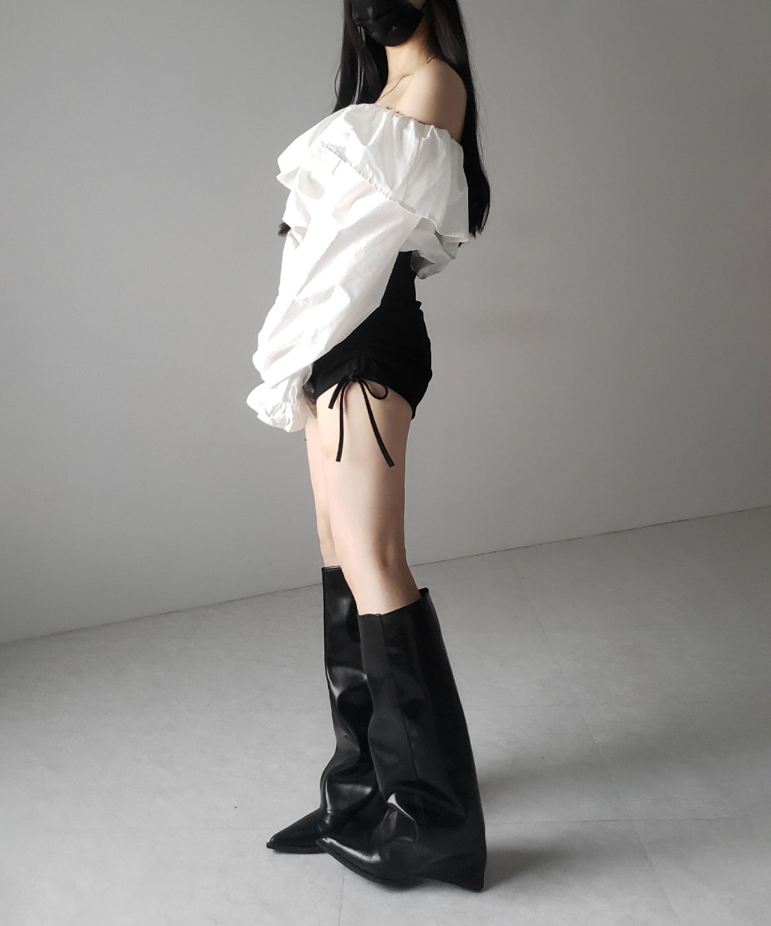 オフショルダーフリルショートブラウス /off shoulder frill short blouse