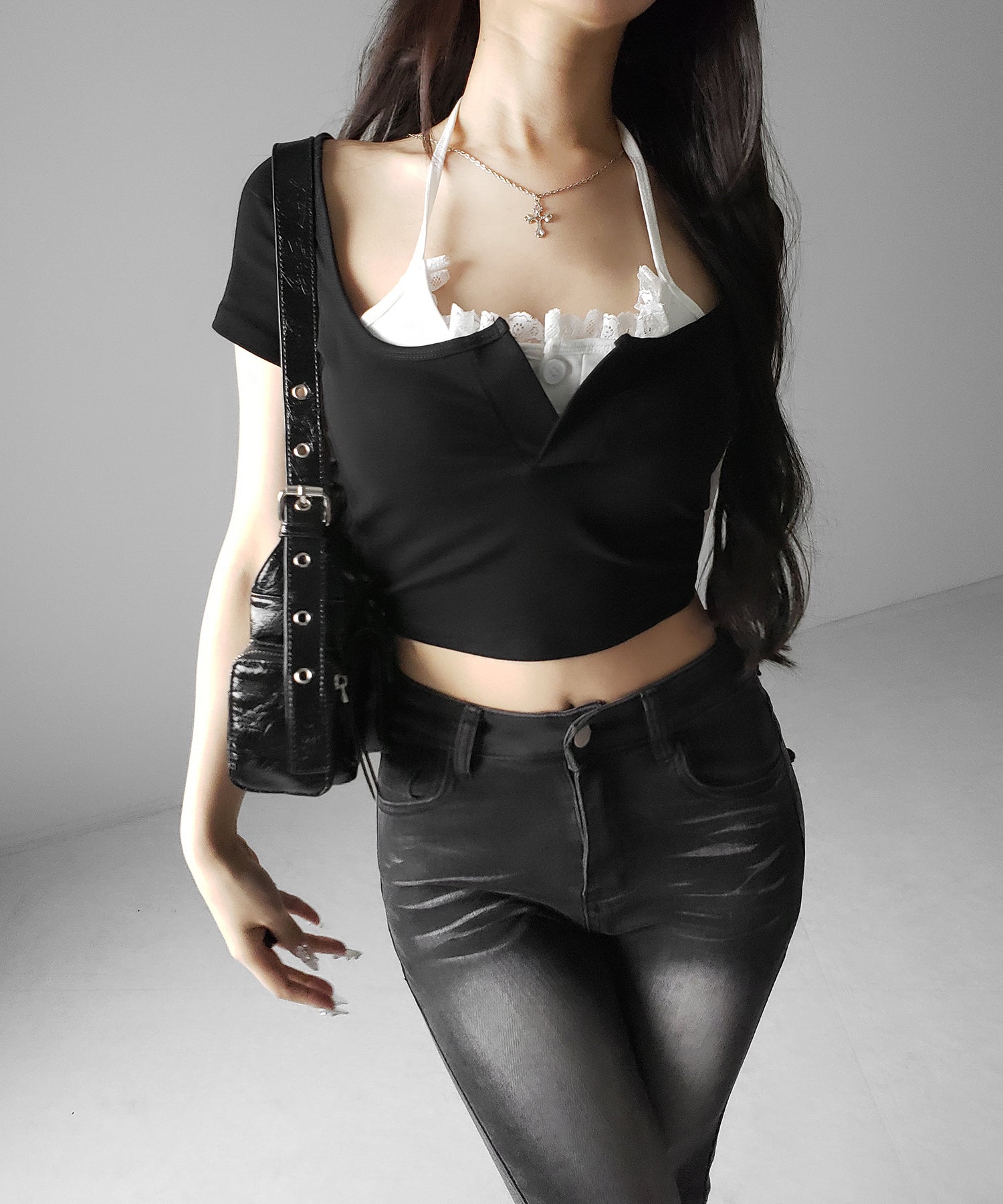 レースレイヤードドッキングスクエアネックTシャツ / Lace layered docking square neck T-shirt
