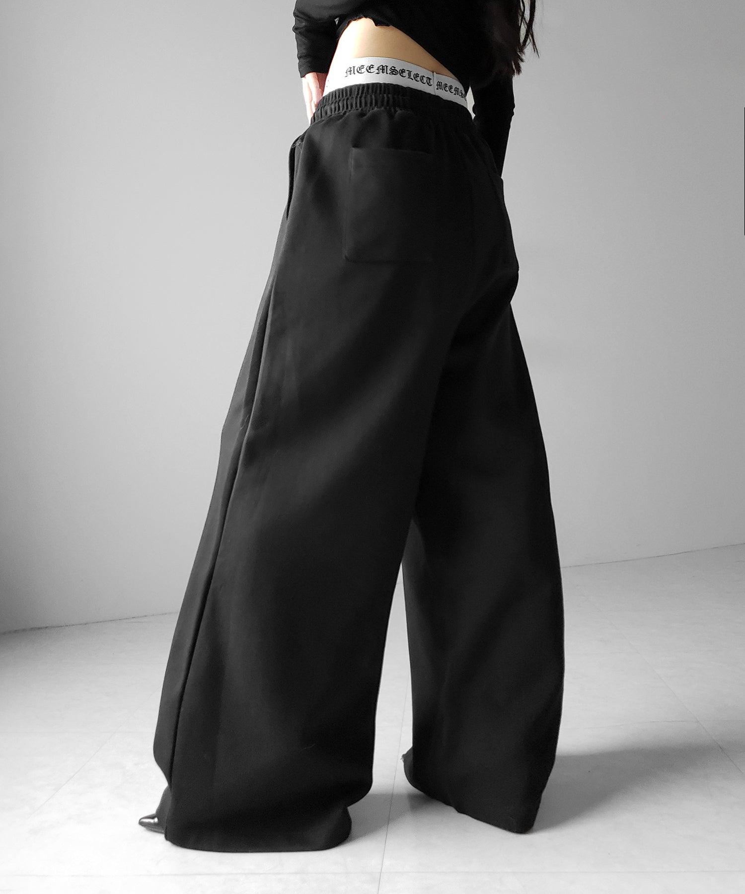 ウエストグランジロゴスウェットワイドパンツ / waist grunge logo sweat wide pants