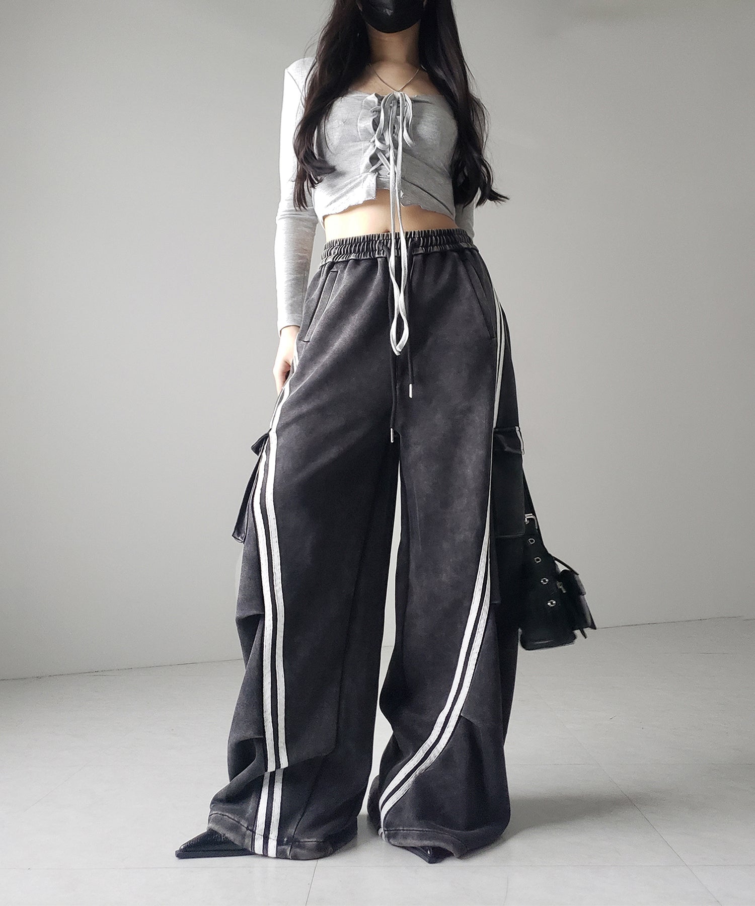 【 2color /裾絞り可能2WAY 】ピグメントヴィンテージサイドラインタックワイドスウェットパンツ / pigment vintage sideline tuck wide sweatpants