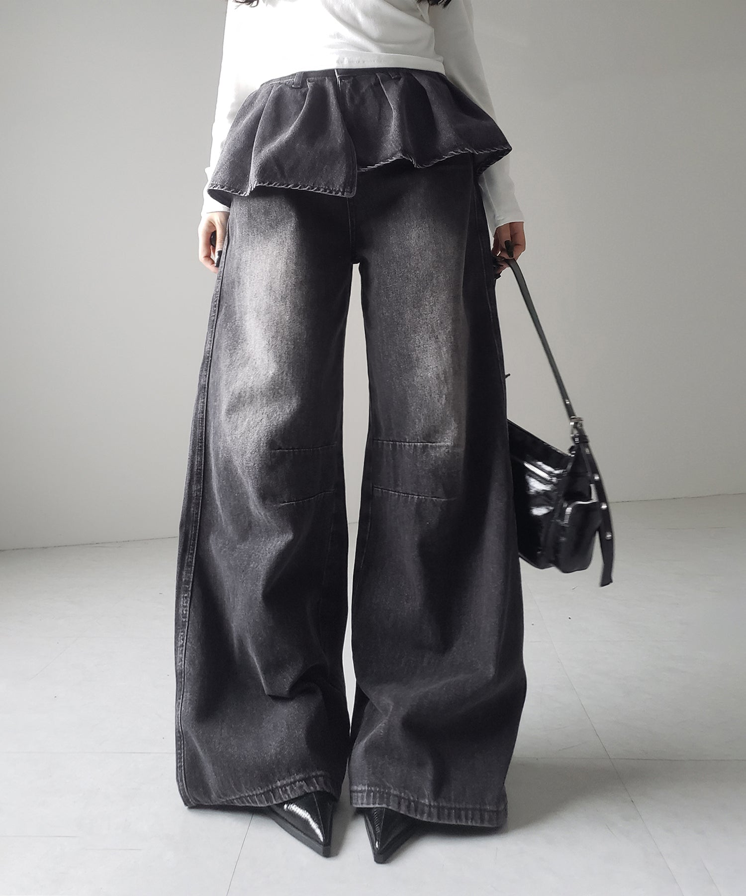 【 2color / 4size 】フリルドッキングレイヤードヴィンテージワイドデニム / frll docking layered vintage wide denim