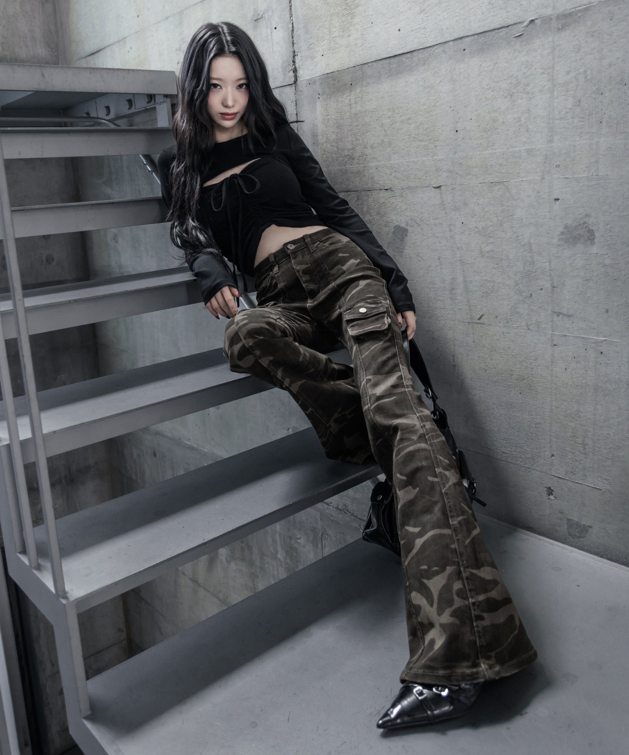 ヴィンテージカモフラストレッチカーゴフレアデニム / vintage camouflage stretch cargo flare denim