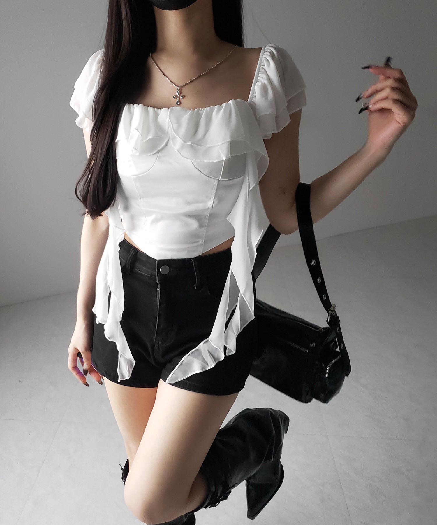 【 2WAY 】シアーフリルコルセットサテンショートブラウス / sheer frill corset satin short blouse