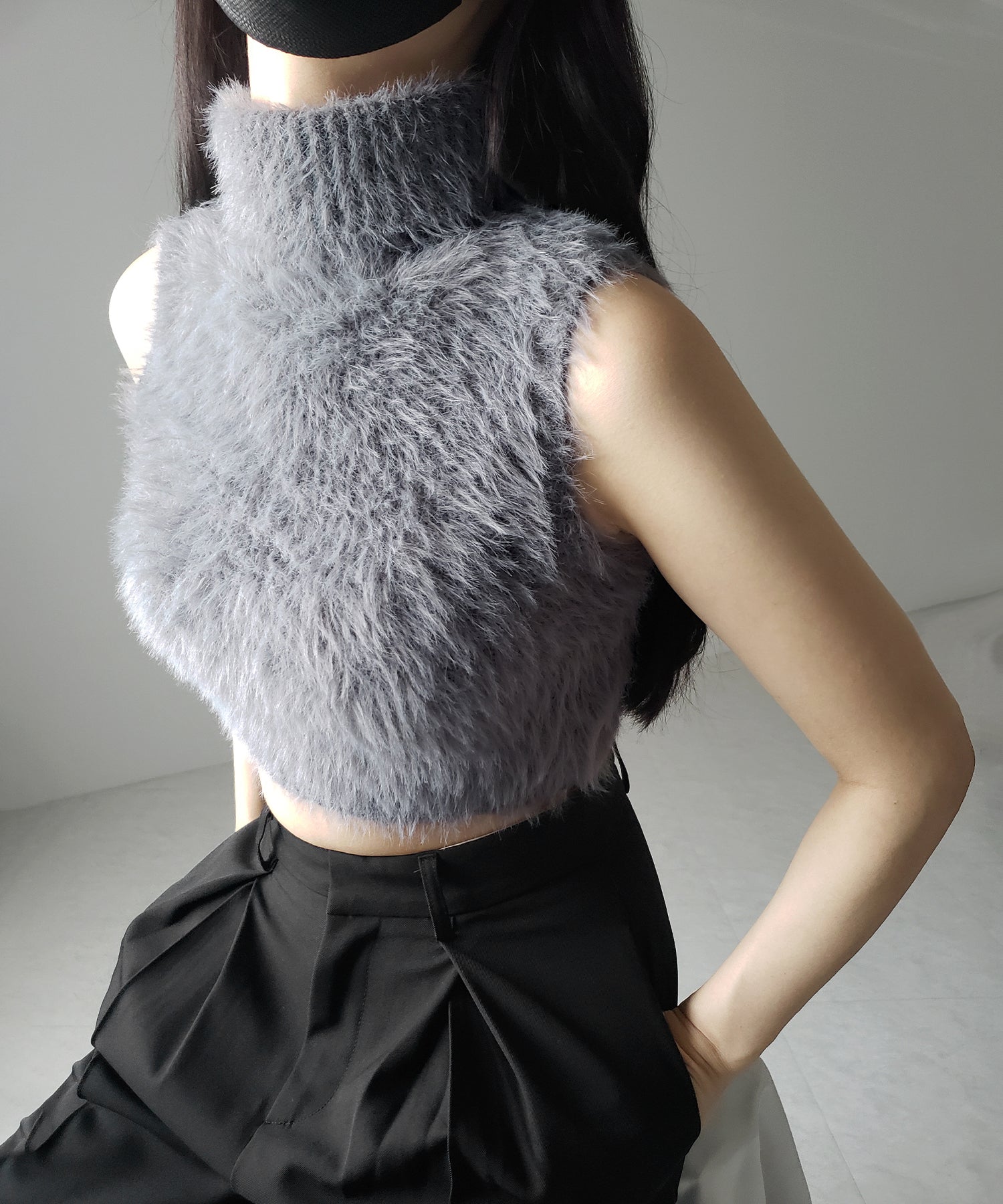 【 3color 】タートルネックショートシャギーノースリニットトップス / turtleneck short shaggy nosleeve knit tops