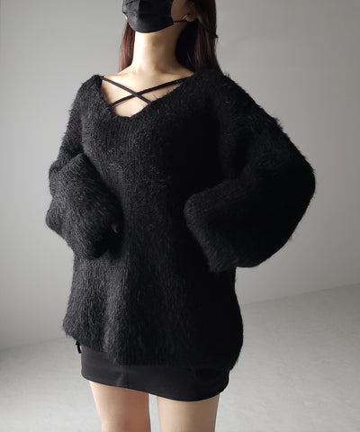 クロスストラップカットアウトルーズシャギーニット