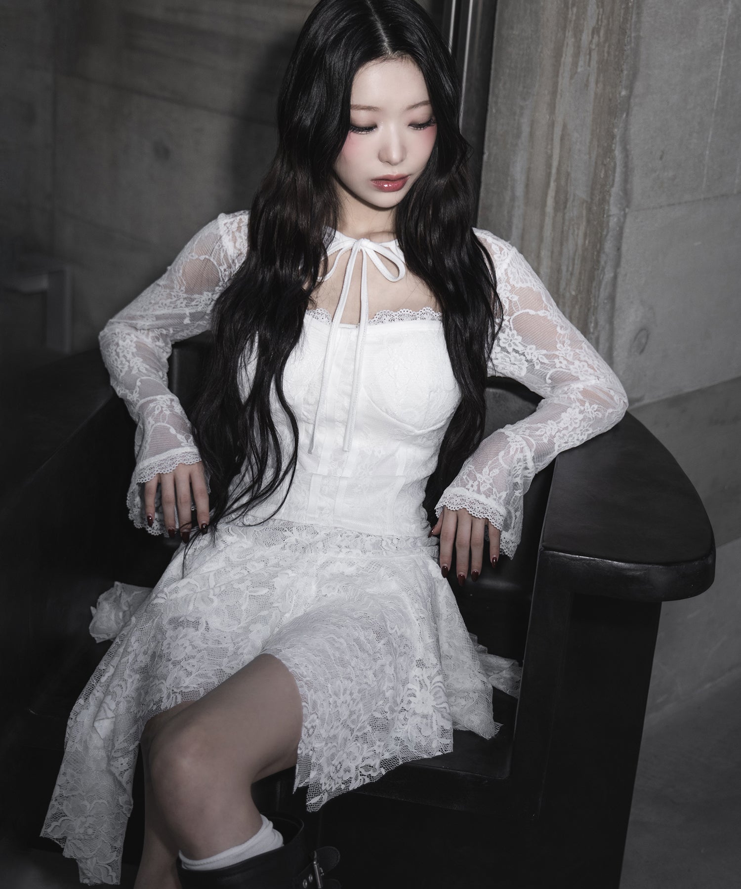 チョーカーネックリボンコルセットレーストップス / choker neck ribbon corset lace tops