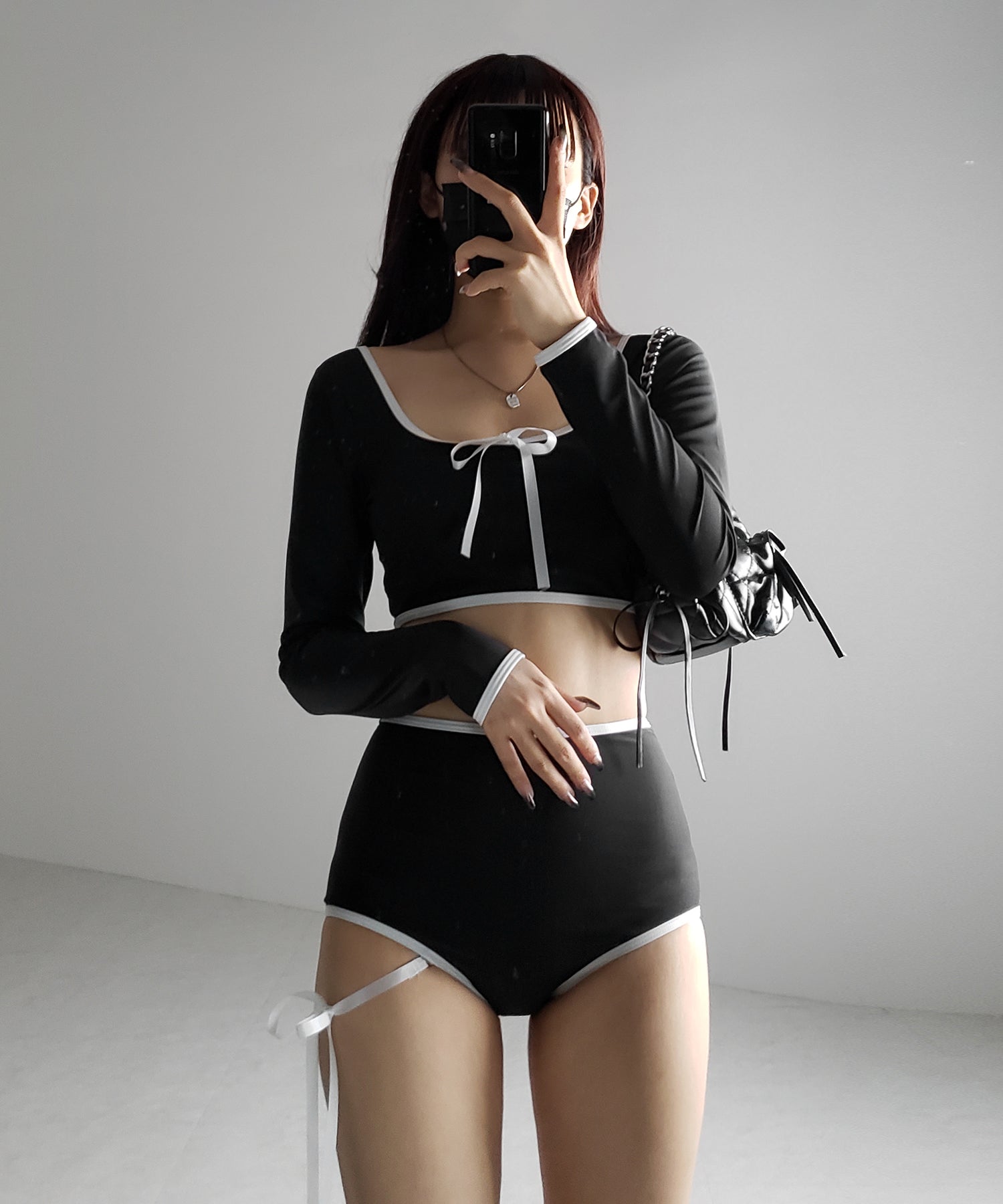 【 レディース水着/2点セット 】フロントリボンモノトーンハイウエストビキニ / front ribbon monotone high waist bikini