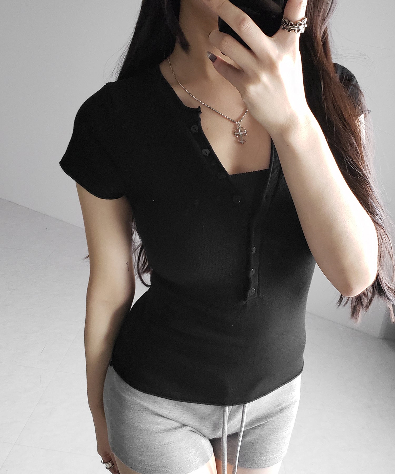 ヘンリーネック半袖ぴちニットトップス / henley neck short sleeve pichi knit tops