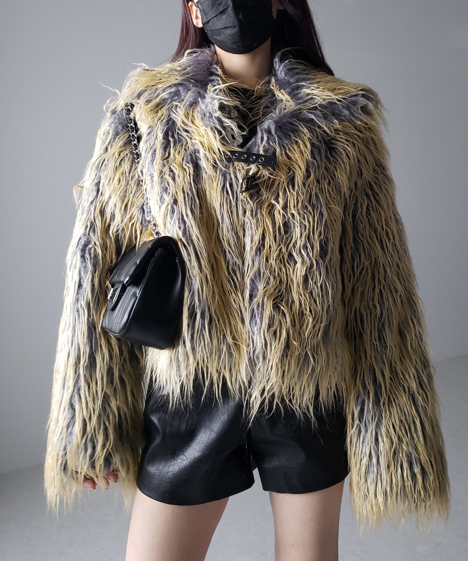 【 2color 】グラデーションシャギーファーモンスターボリュームコート/ gradation shaggy fur monster volume coat