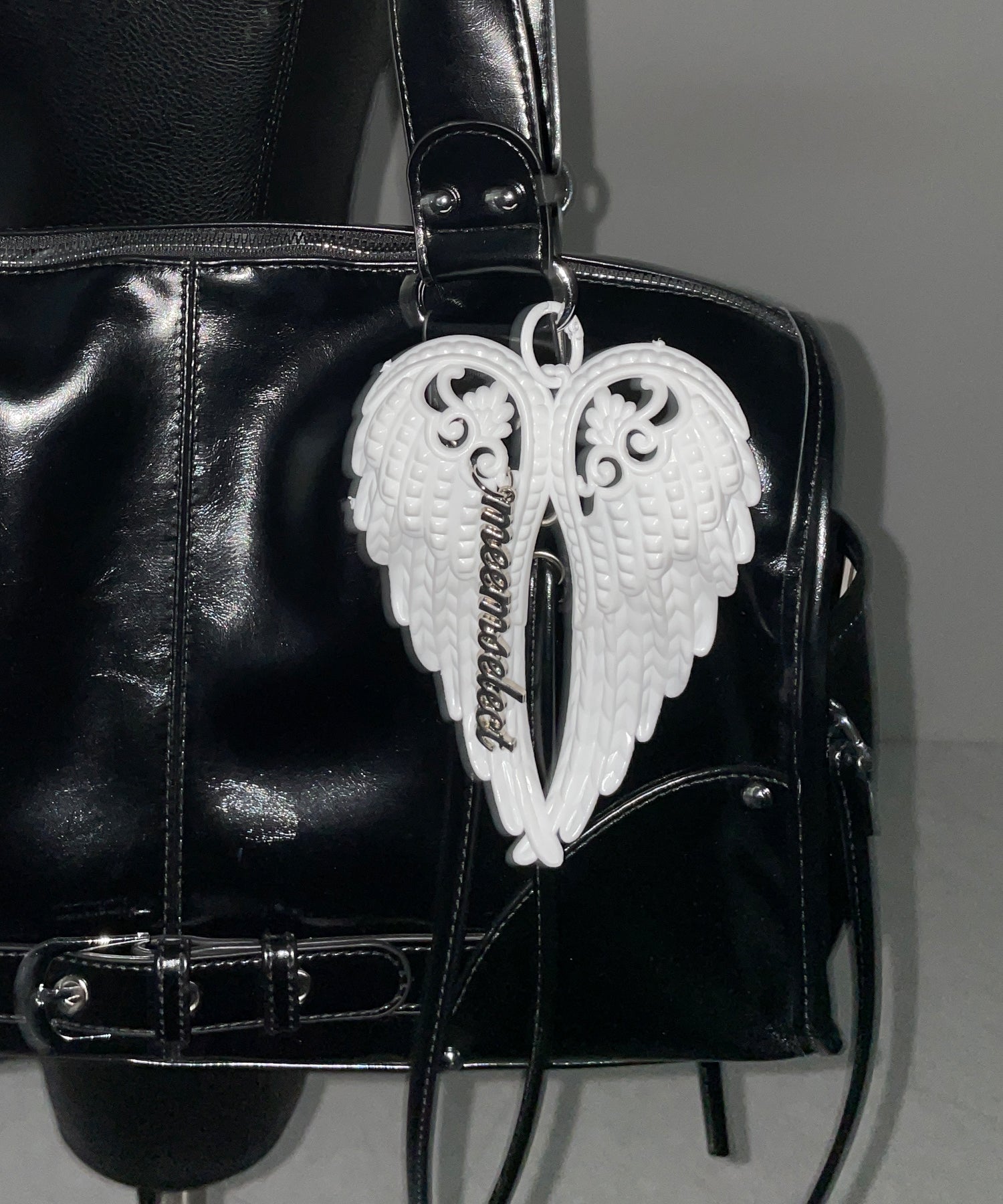 エンジェルウィングロゴチャーム /angel wing logo charm