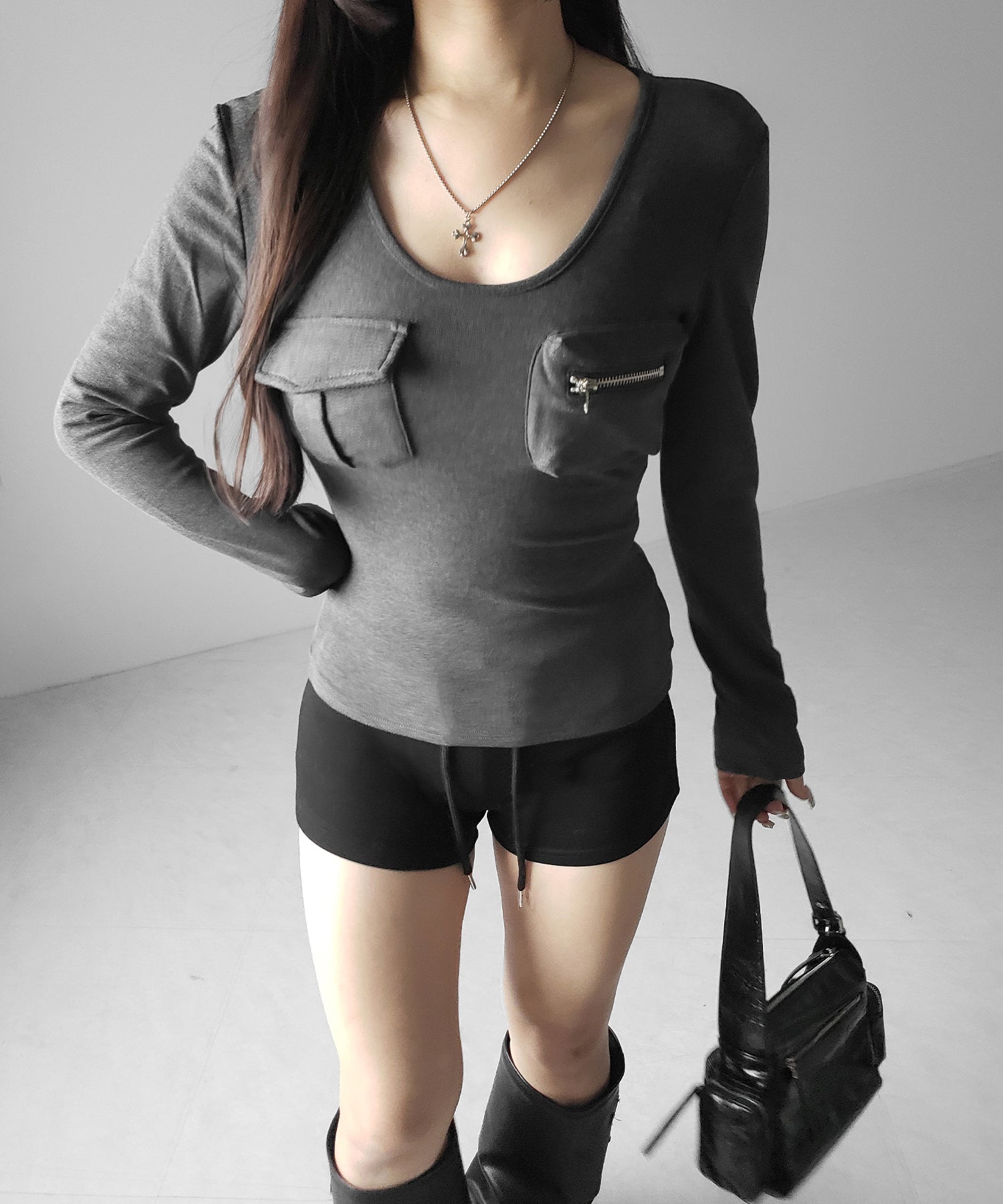 【 裏起毛 】アウトポケットオープンネックスリムトップス / out pocket open neck slim tops