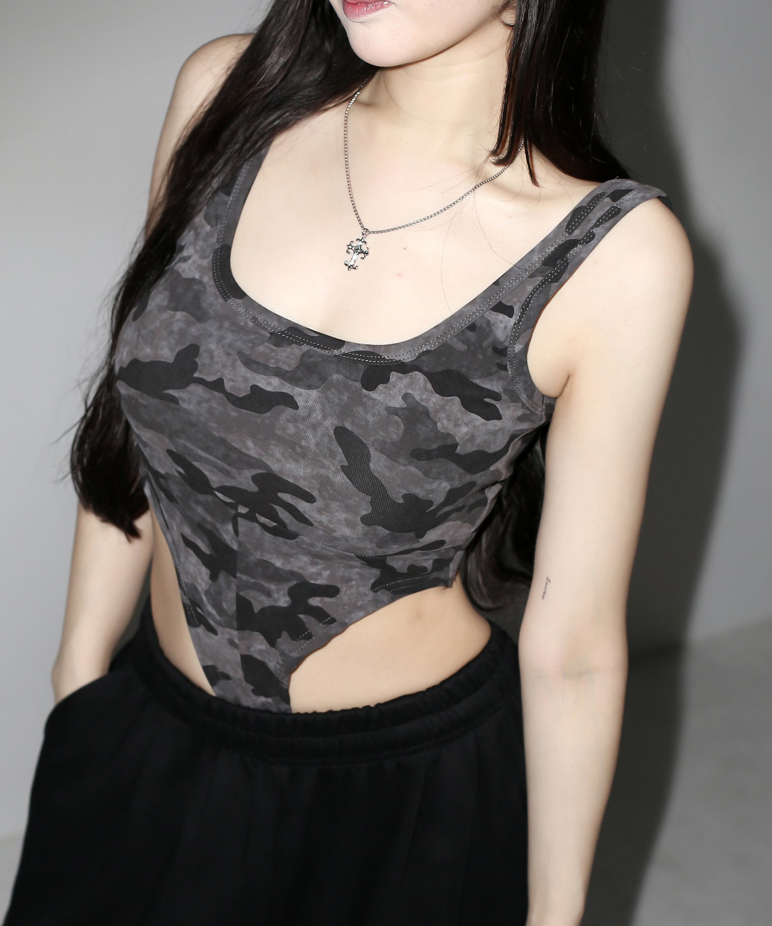 ヴィンテージカモフラボディスーツタンク/ Vintage camouflage bodysuit tank