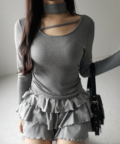 【 裏起毛 】チョーカーナナメストラップシャーリングトップス / choker naname strap shirring tops