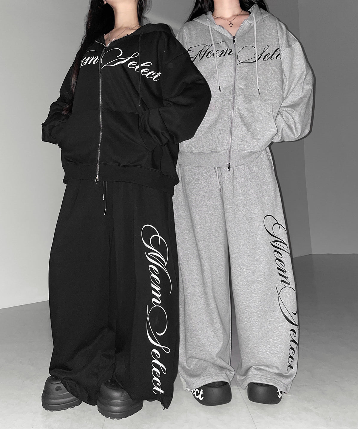 【 セットアップ可能 】レタリングロゴプリントワイドスウェットパンツ / lettering logo print wide sweat pants