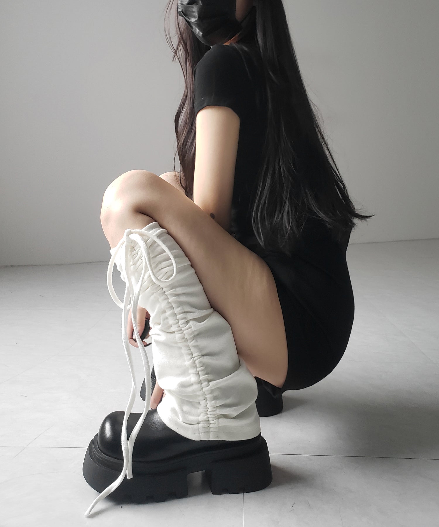 ストラップリボンサイドシャーリングレッグカバー / strap ribbon side shirring leg cover