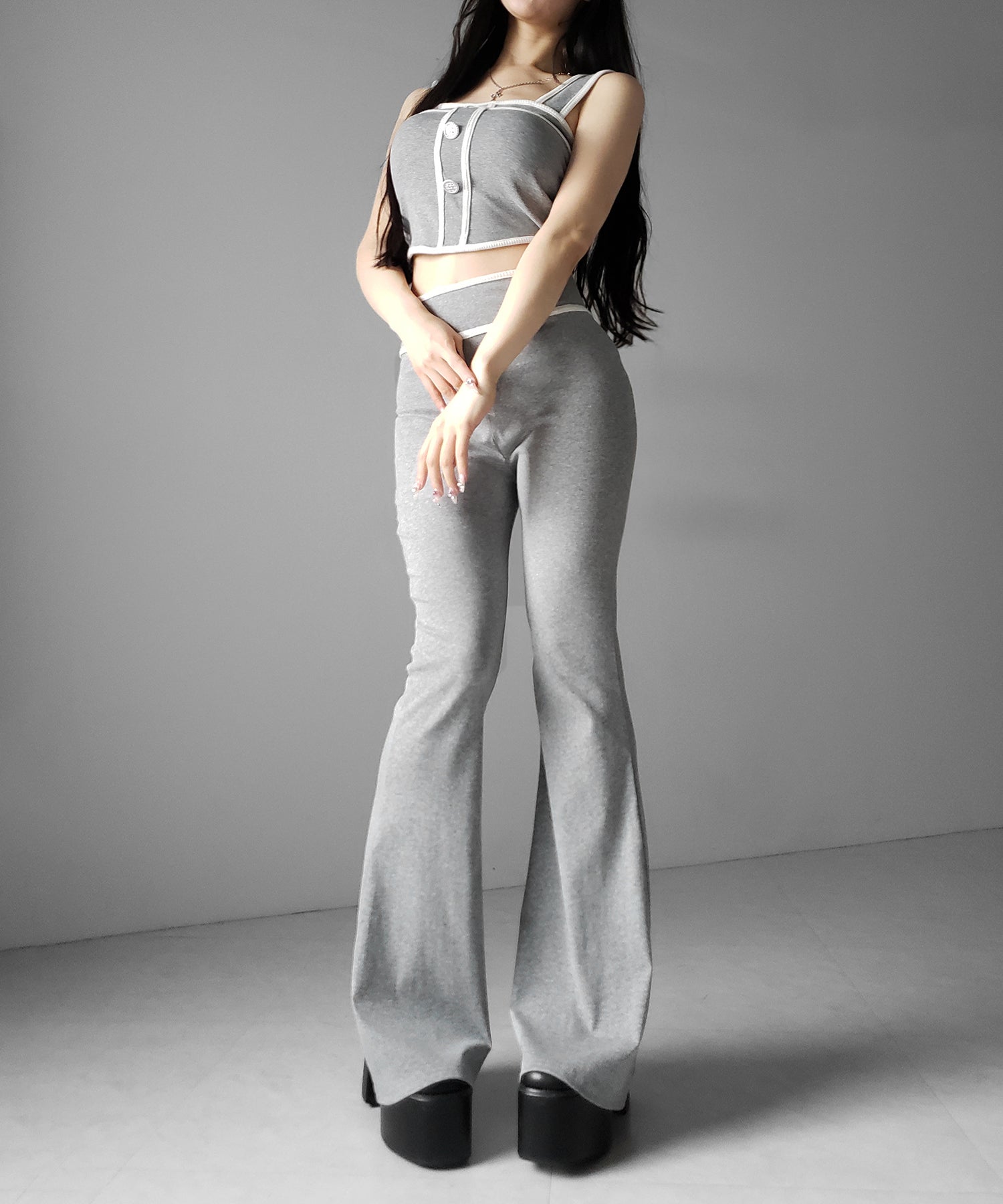 【 セットアップ】フロントボタンパイピングビスチェ+ フレアパンツ SET / 【 SETUP 】front button piping buister + flare pants SET