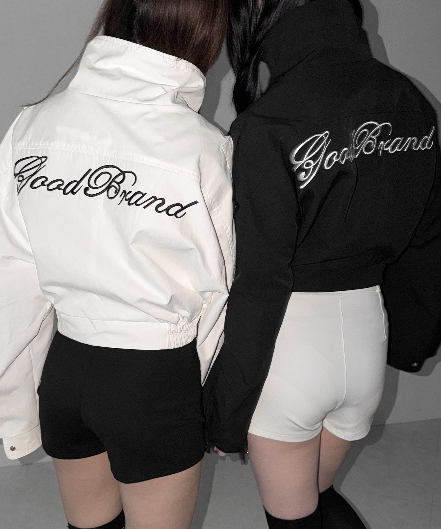 レタリングバックロゴスタンドカラーショートブルゾン / lettering back logo stand collar short blouson
