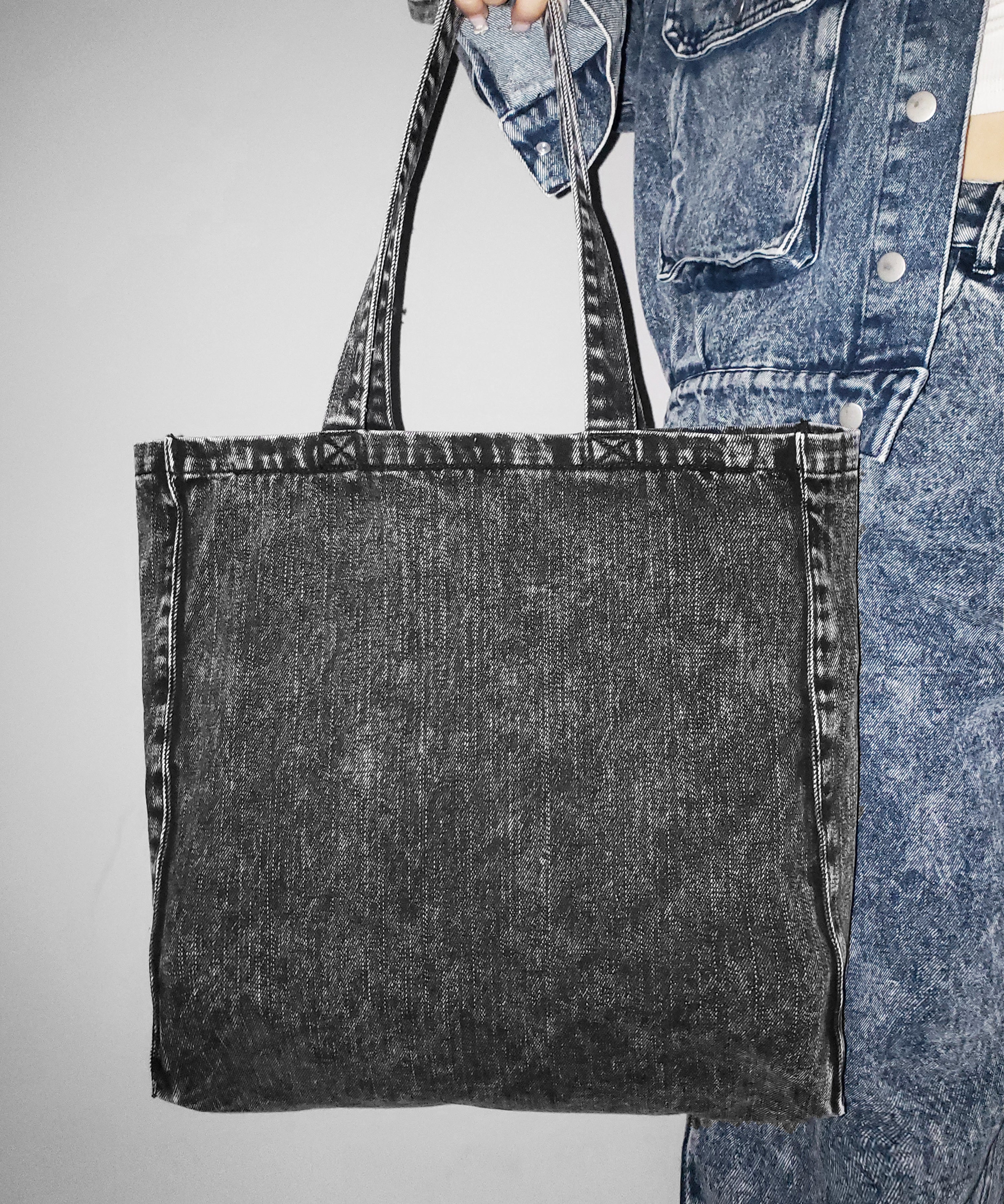 【 2color 】ヴィンテージケミカルブリーチビッグスクエアデニムトートバッグ / vintage chemical bleach big square denim tote bag