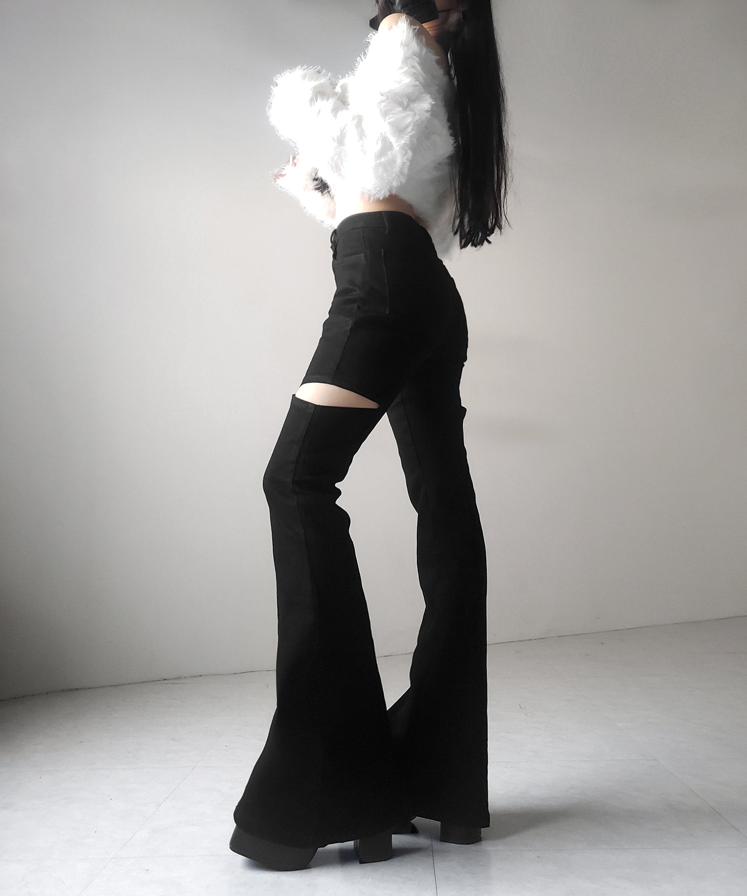 カットアウトヴィンテージストレッチフレアデニム / cutout vintage stretch flare denim