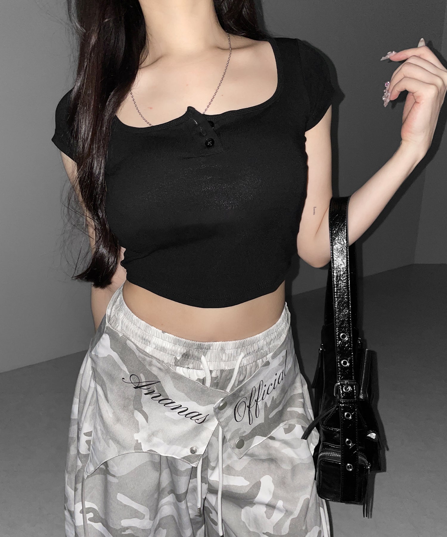 ロゴガーターカモフラタックワイドパンツ / logo garter camouflage tuck wide pants