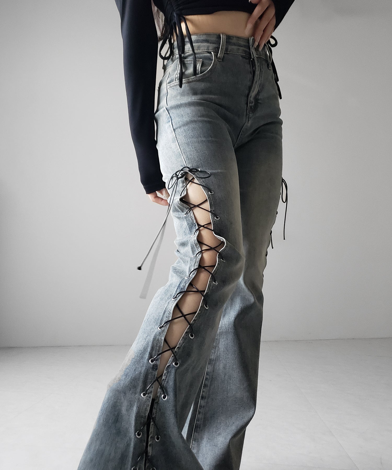 レースアップカットアウトストレッチフレアデニム / lace up cutout stretch flare denim
