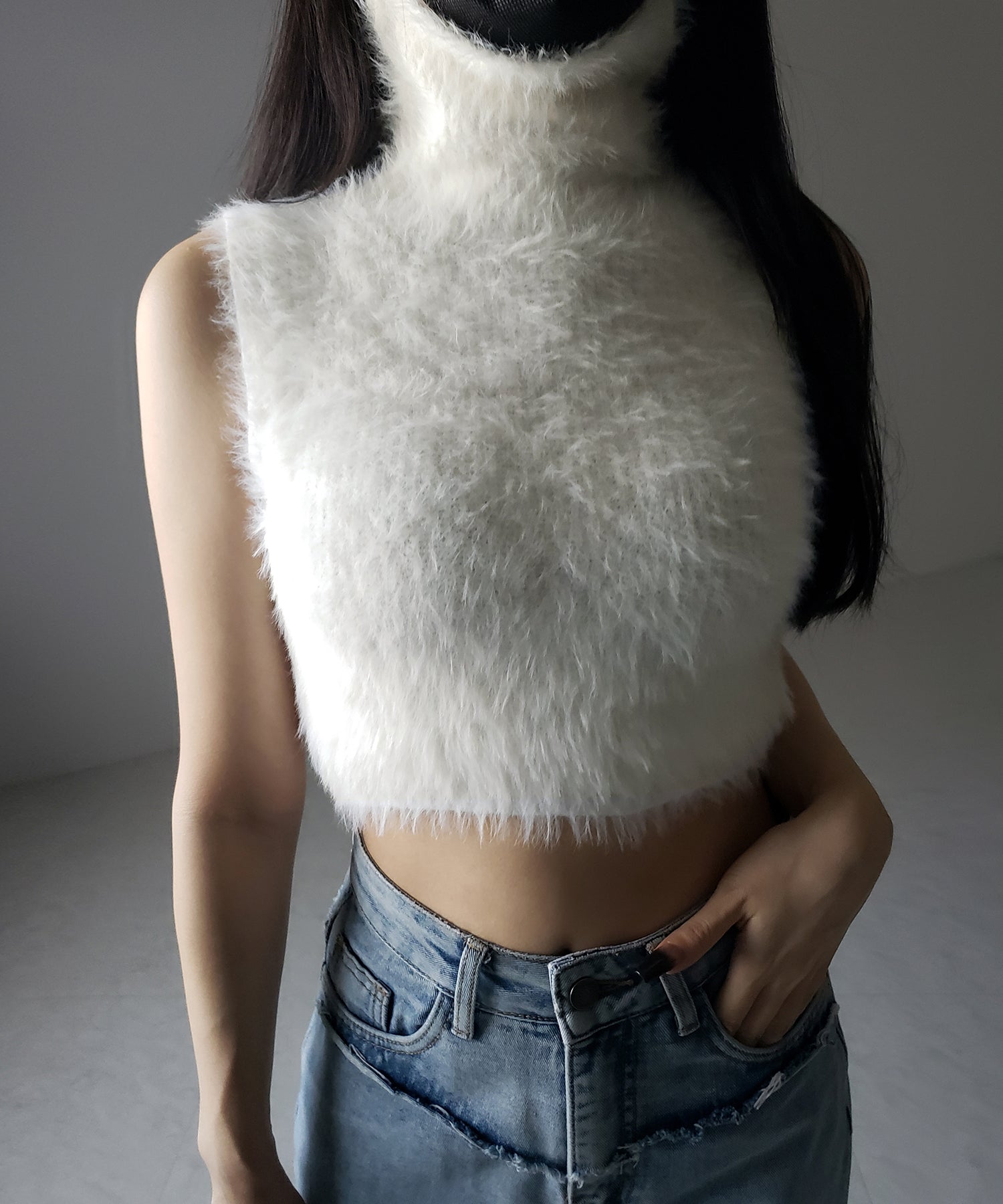 【 3color 】タートルネックショートシャギーノースリニットトップス / turtleneck short shaggy nosleeve knit tops