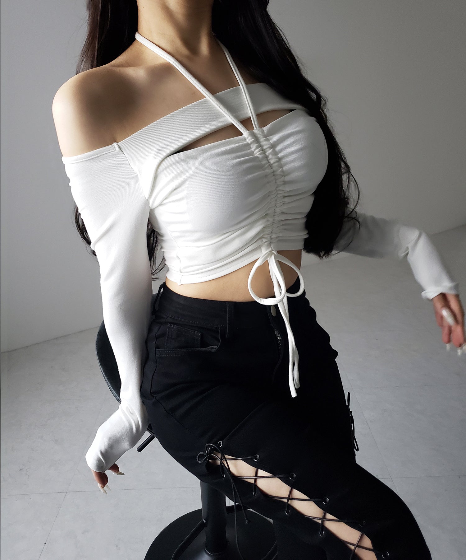 裏起毛カットアウトシャーリングぴちカットソートップス / urakimo cutout shirring pichi cutsew tops