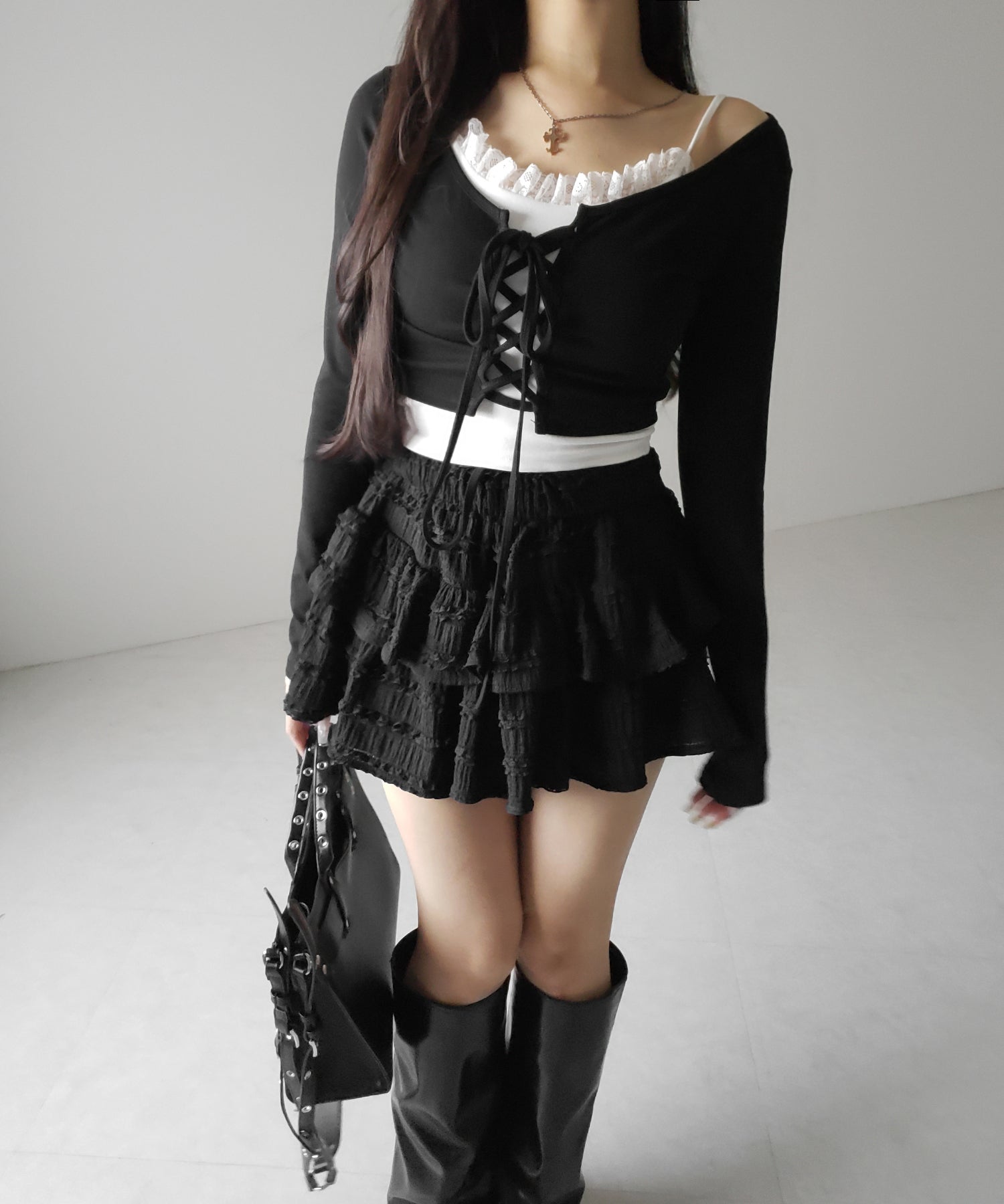 【 新色ピンクが追加!/2点セット 】レースアップリボンショートトップス + レースキャミ SET / lace up ribbon short tops + lace cami SET
