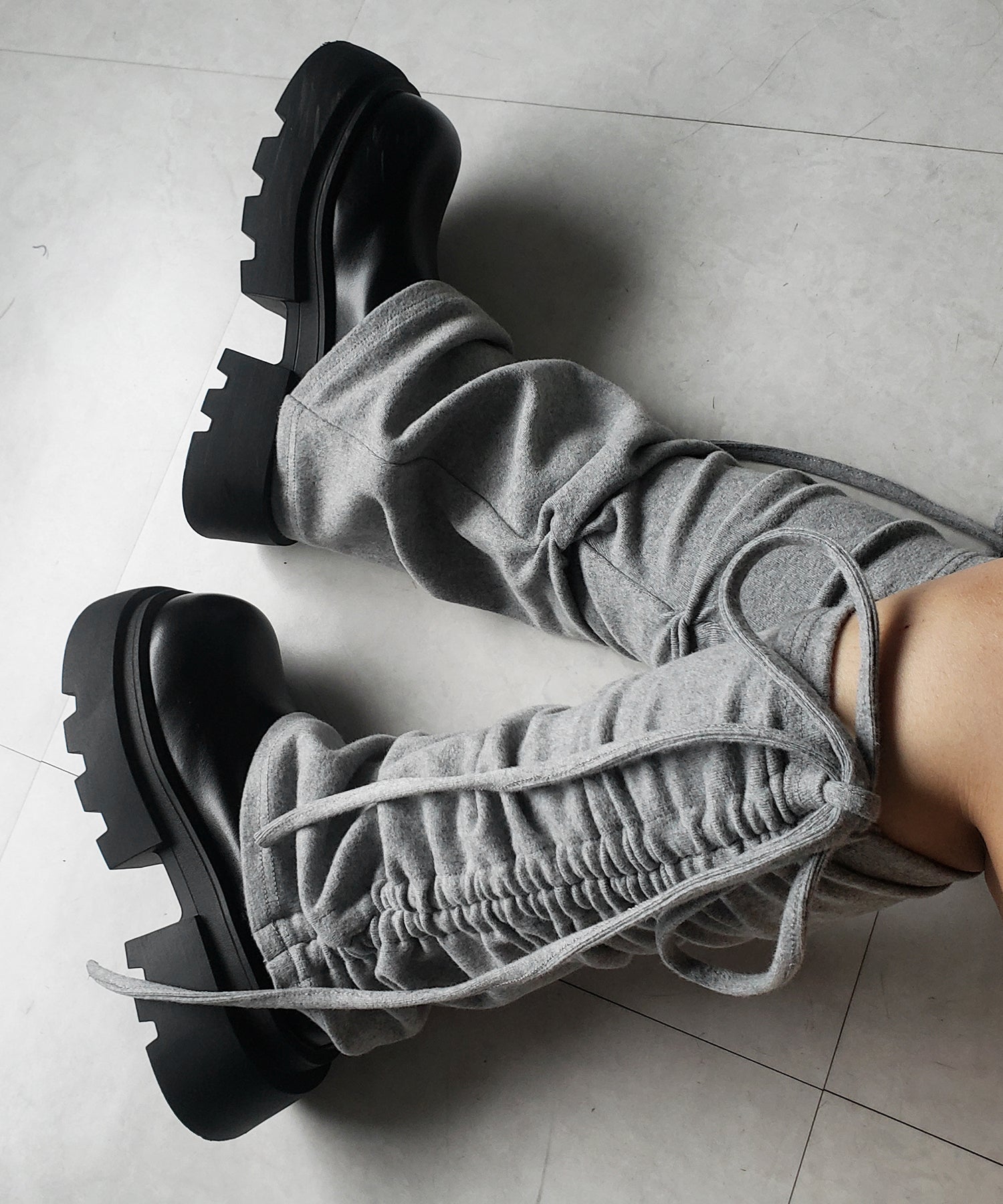 ストラップリボンサイドシャーリングレッグカバー / strap ribbon side shirring leg cover