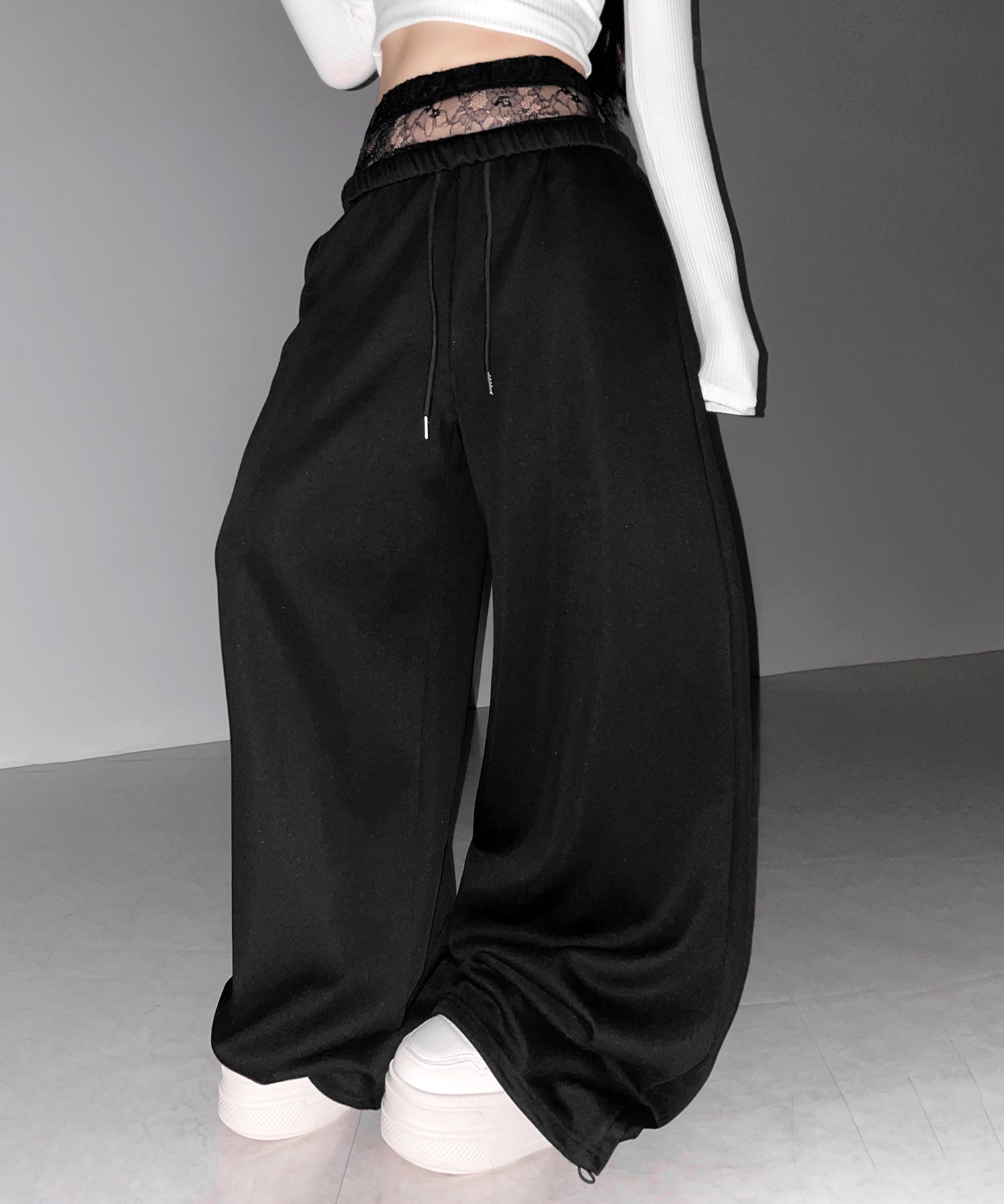 ウエストレースレイヤードスウェットパンツ / waist lace layered sweat pants