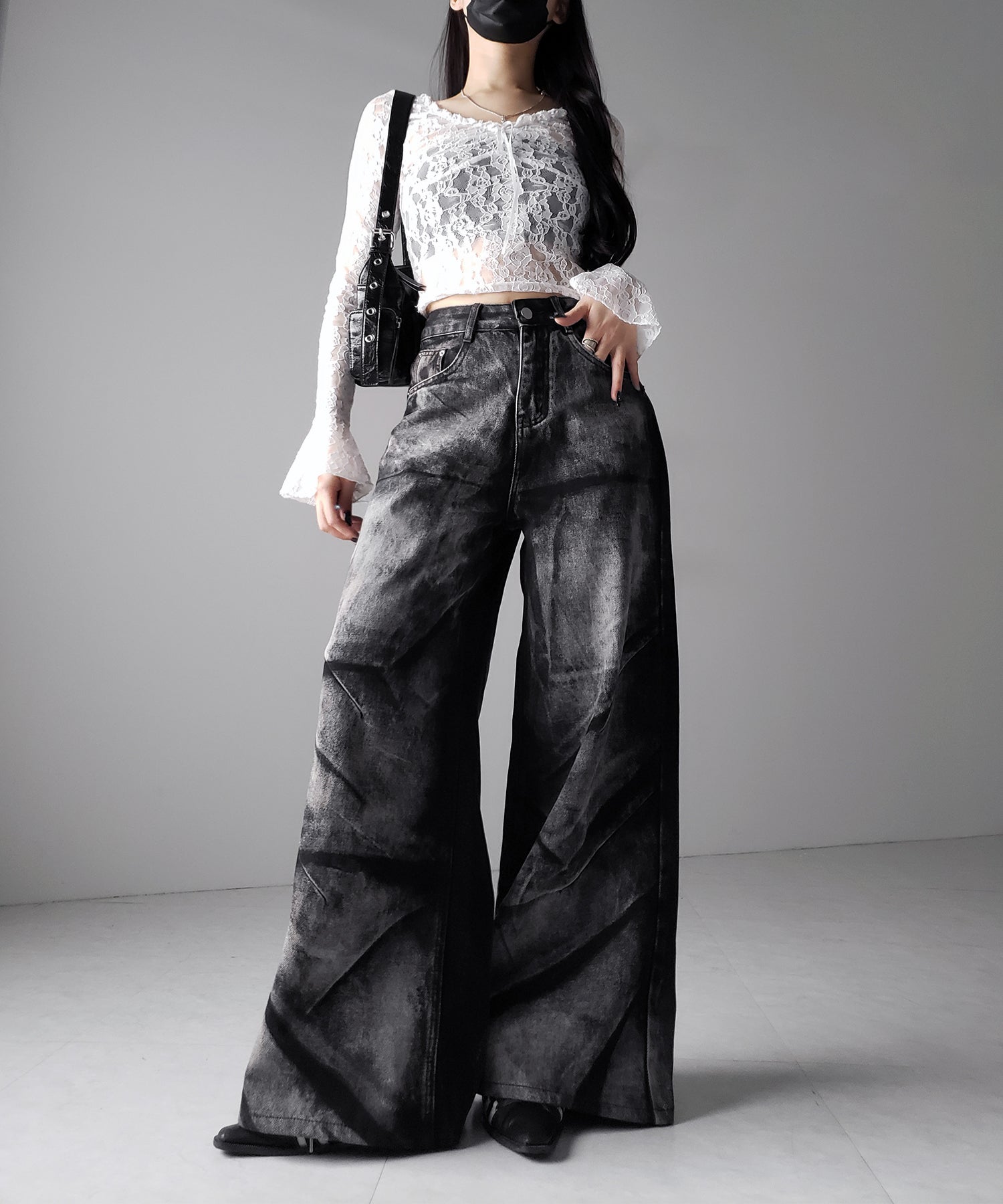 【 4size 】CRACKクラッシュヘビーブリーチブラックワイドデニム / CRACK crash heavy bleach black wide denim