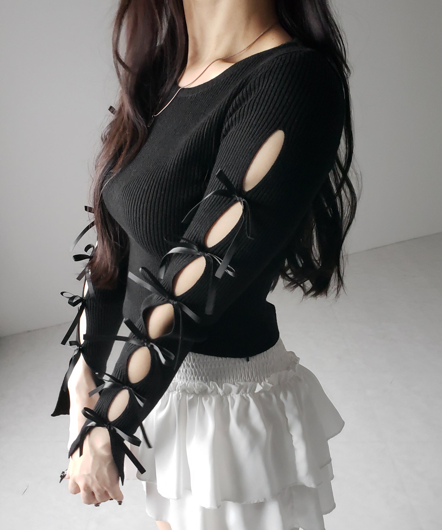 【 2color 】カットアウトリボンショートリブニット / cut out ribbon short rib knit