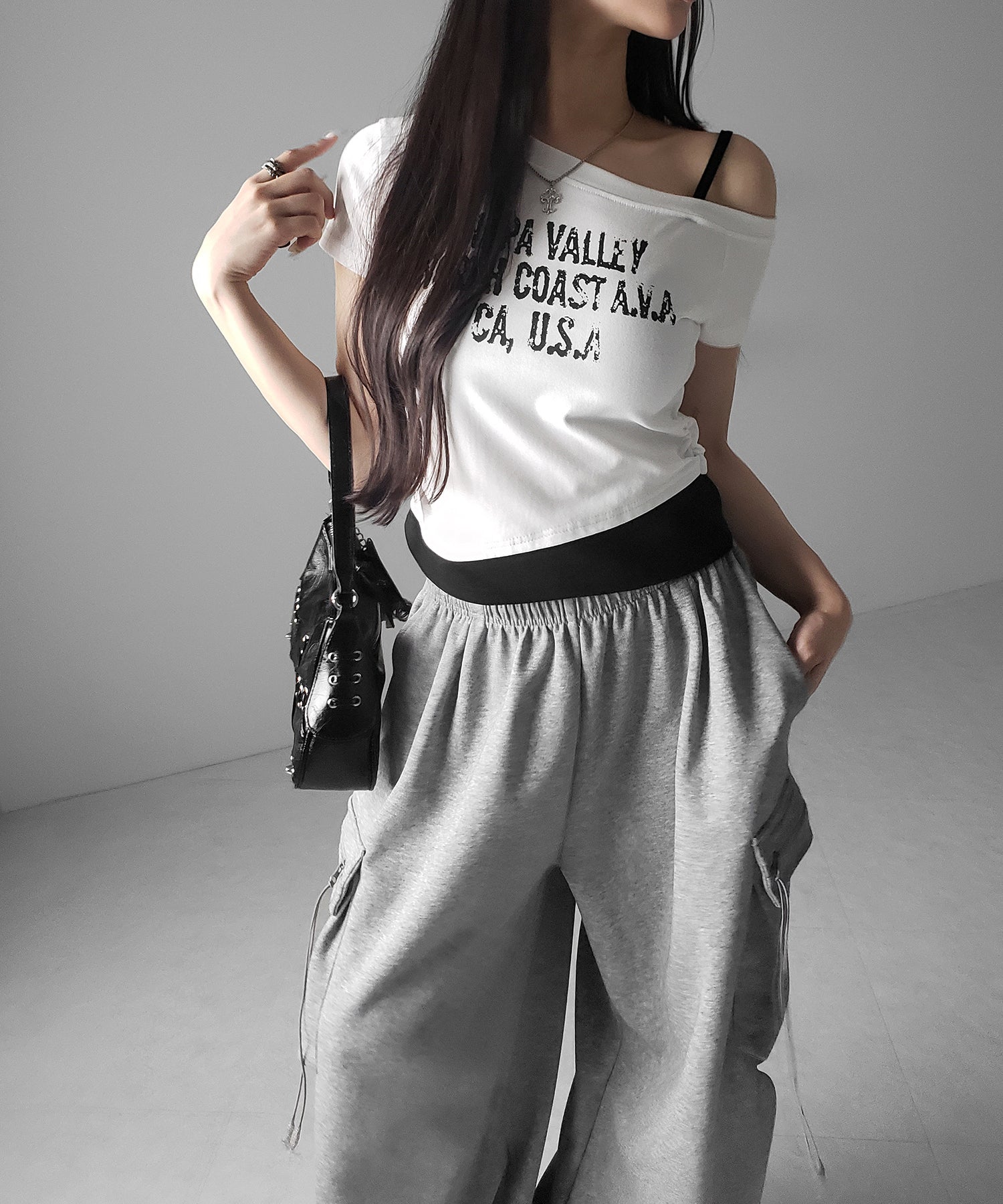 ヴィンテージロゴワンショルレイヤードTシャツ / vintage logo one-shoulder layered T-shirt