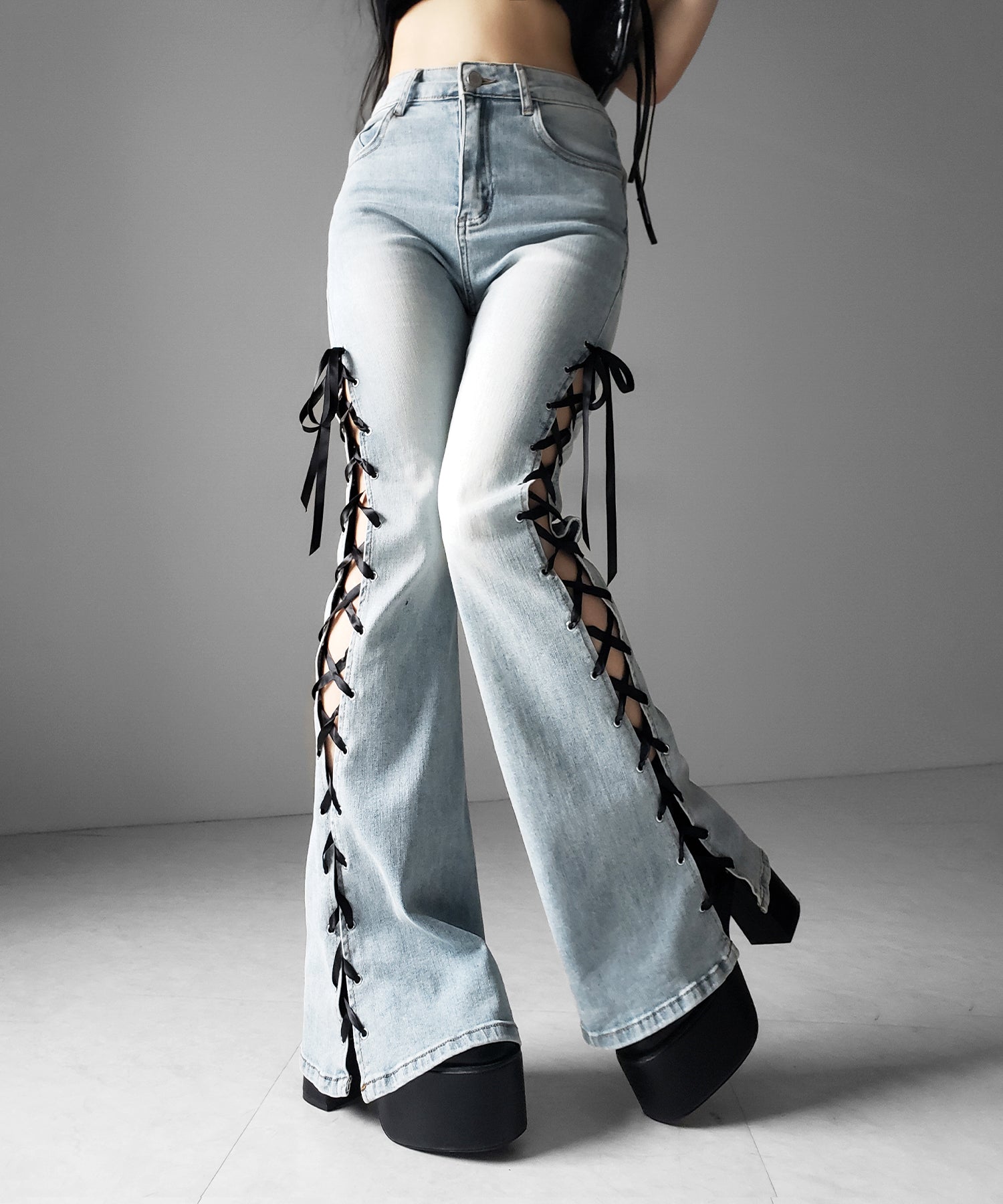 サテンリボンレースアップカットアウトストレッチフレアデニム / satin ribbon laceup cutout stretch flare denim